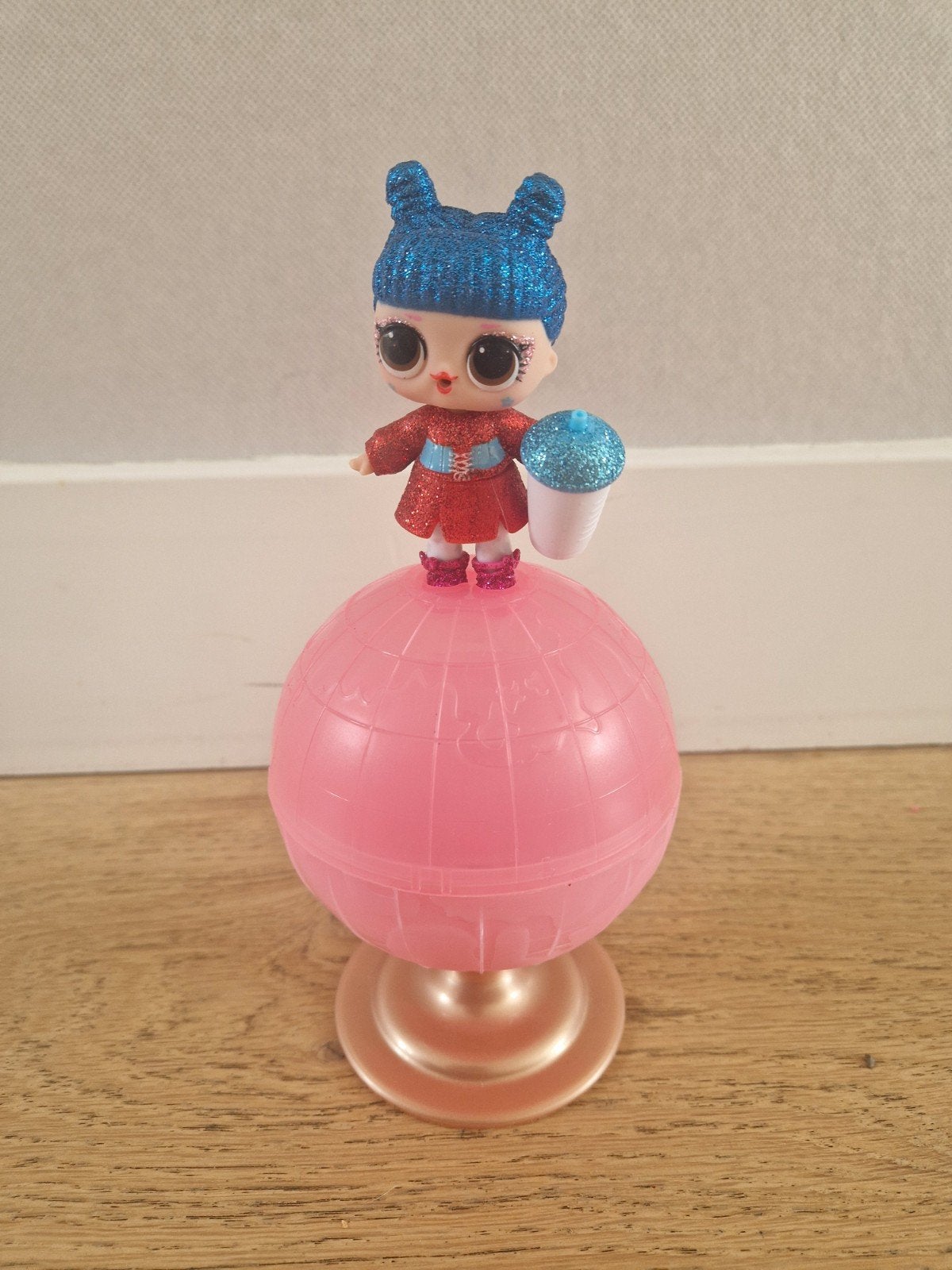 Lol poppetje - ster op wereldbol, Ophalen of Verzenden, Zo goed als nieuw, Overige typen
