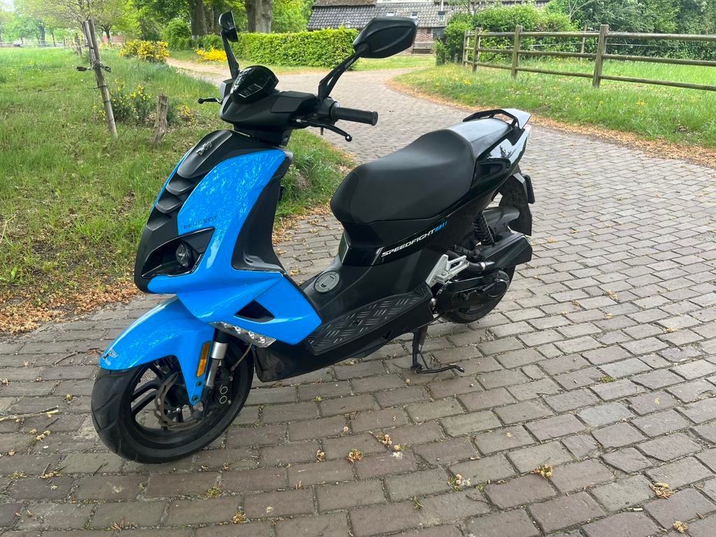 Peugeot speedfight 4  4 takt, Fietsen en Brommers, Scooters | Peugeot, Ophalen, Maximaal 45 km/u, Zo goed als nieuw, Speedfight