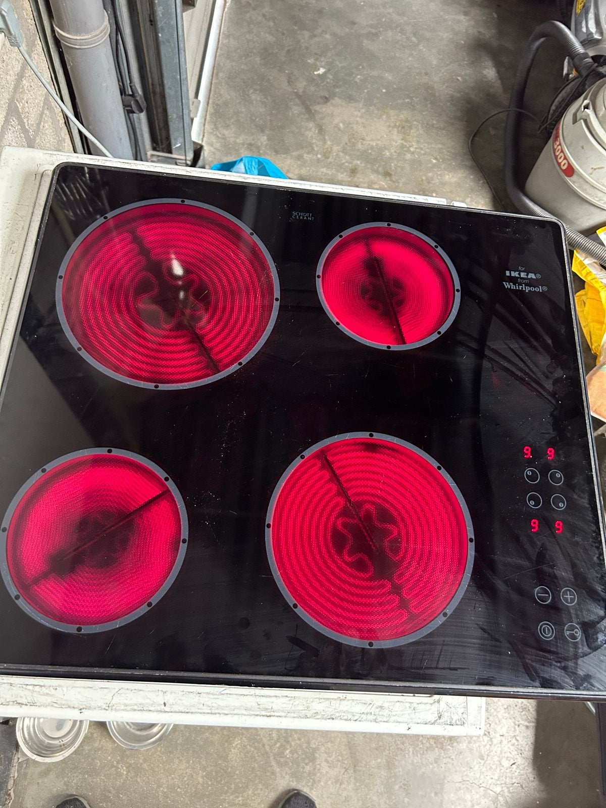 Diverse Kookplaten: Keramisch en Elektrisch, Gebruikt, Keramisch, Inbouw, 4 kookzones