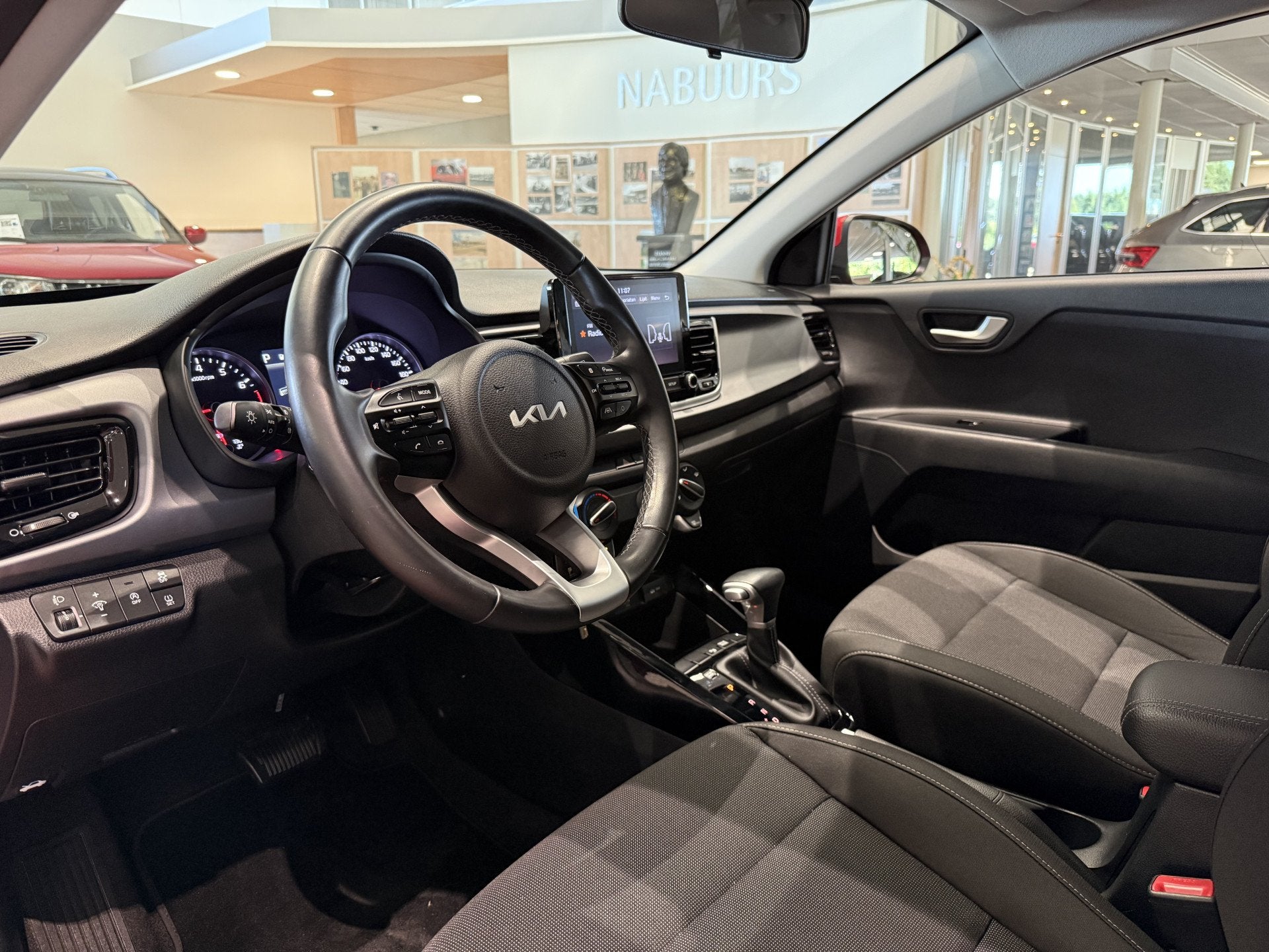 Kia Rio 1.0 T-GDi MHEV DynamicLine NL auto, Trekhaak Dealer, Auto's, 12 maanden, Gebruikt, Euro 6, Origineel Nederlands
