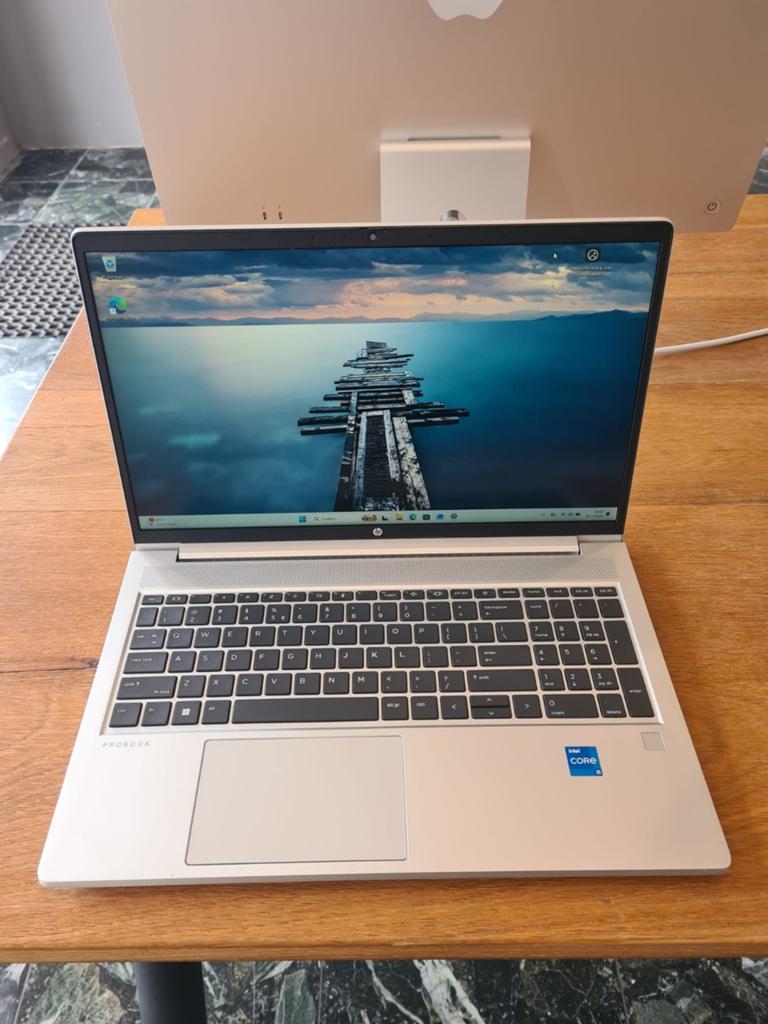 HP Probook 15.6 inch 450 G9 Core i5  16GB RAM 1TB SSD QWERTY, Computers en Software, Besturingssoftware, Ophalen of Verzenden