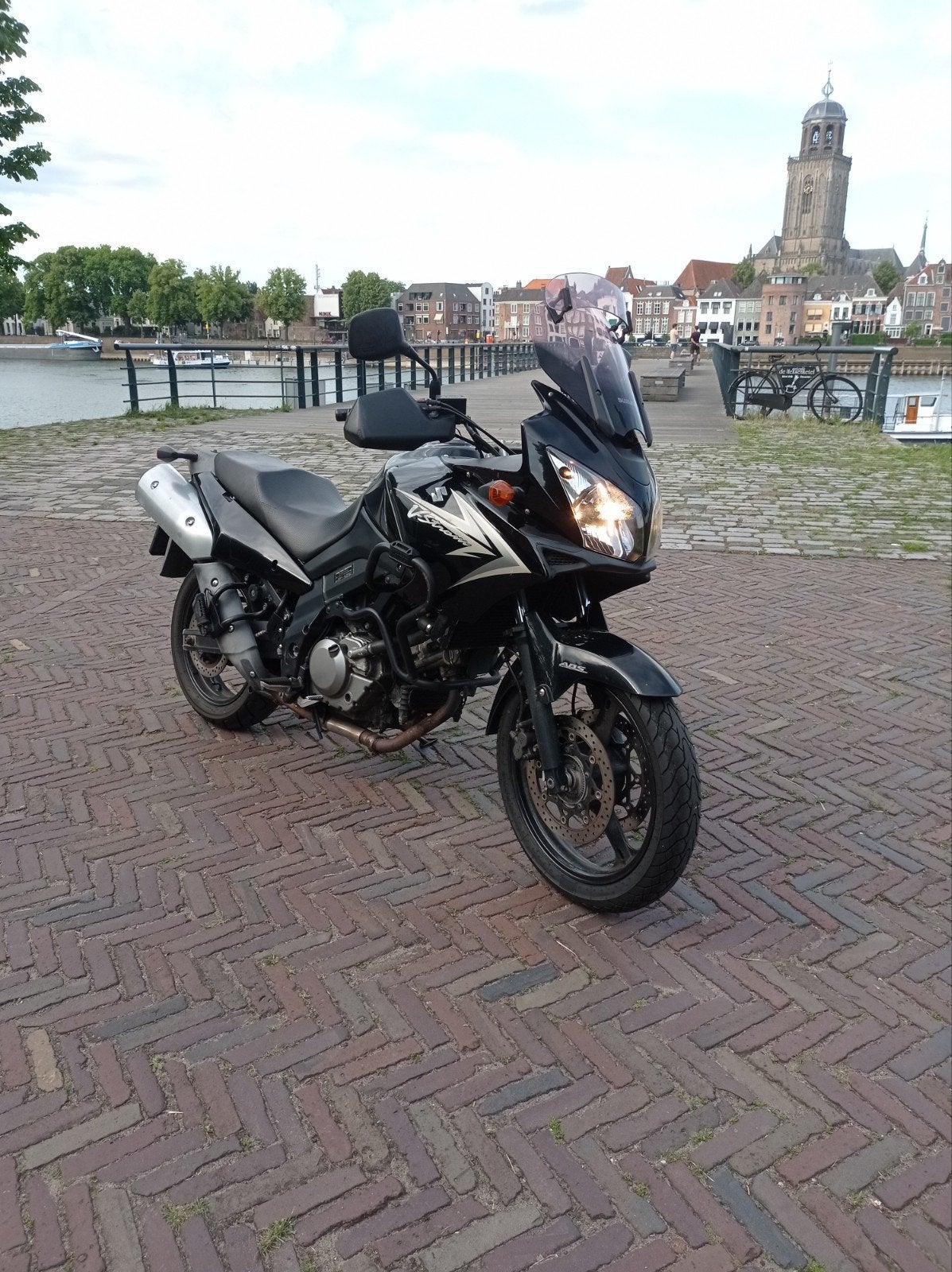 Suzuki DL650 V-STROM, Motoren, 2 cilinders, Motorrijbewijs A, Gebruikt, Particulier