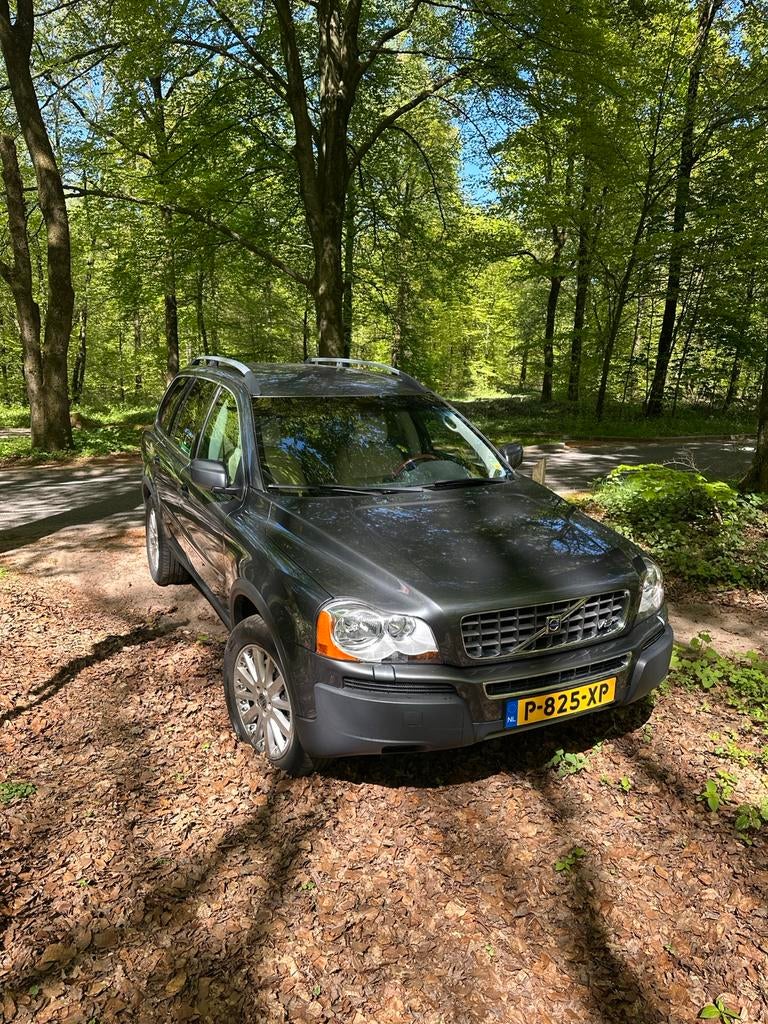 Volvo XC90 4.4 V8 Geartr. Exe/sport 7-SEAT 2006 Grijs, Auto's, 8 cilinders, 138 €/maand, 7 stoelen, Vierwielaandrijving