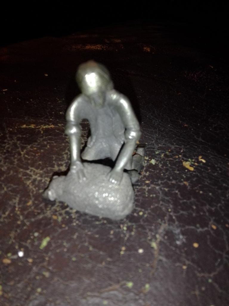 Vintage Tinnen Beeldje: Jongen met Hond, Ophalen of Verzenden