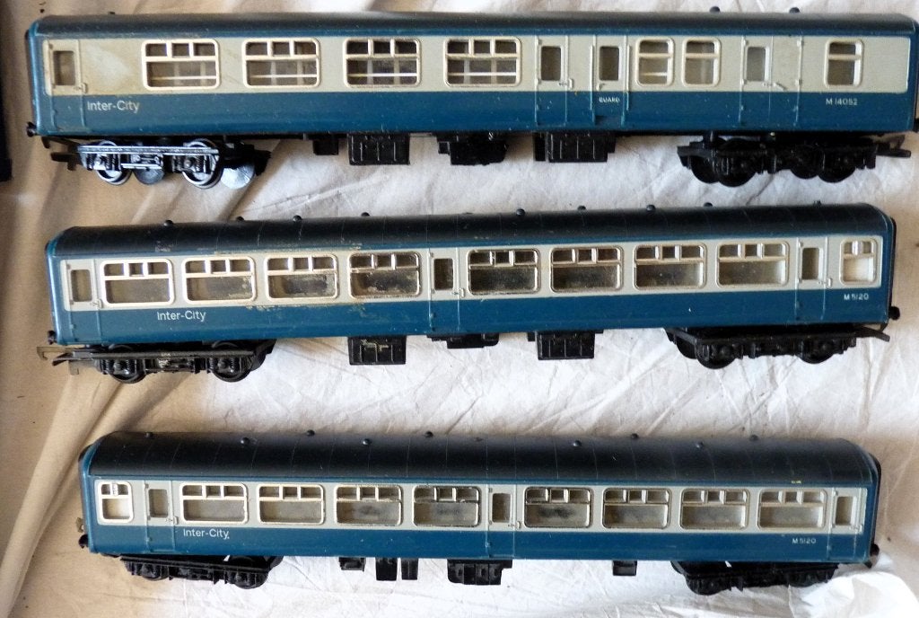 OO Hornby Triang rijtuigen Mk 2, Hobby en Vrije tijd, Modeltreinen | H0, Overige merken, Gebruikt, Gelijkstroom, Verzenden