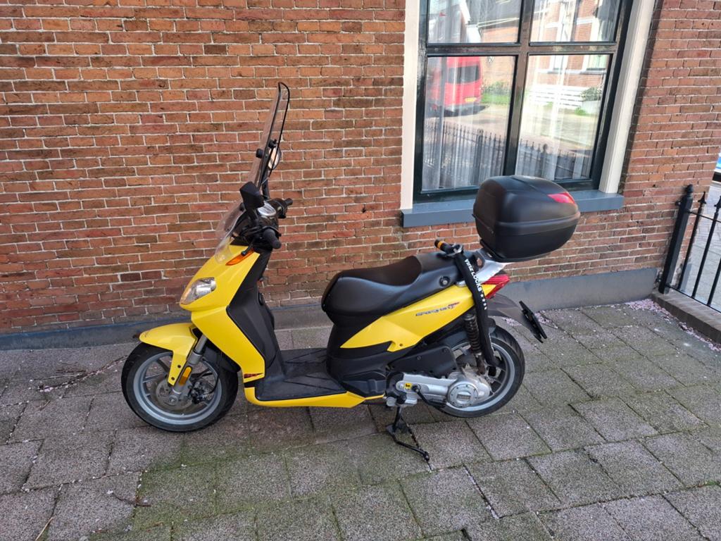 Scooter aprilia sportcity 50cc, Ophalen, Gebruikt, Benzine, Overige merken