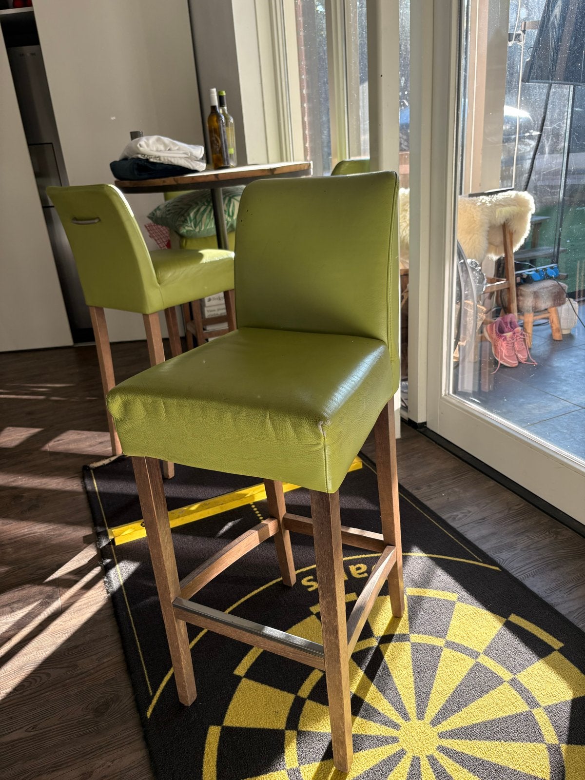 Set van 6 Goossens barkrukken met groen leren bekleding, 5 krukken of meer, Ophalen, Gebruikt, Leer