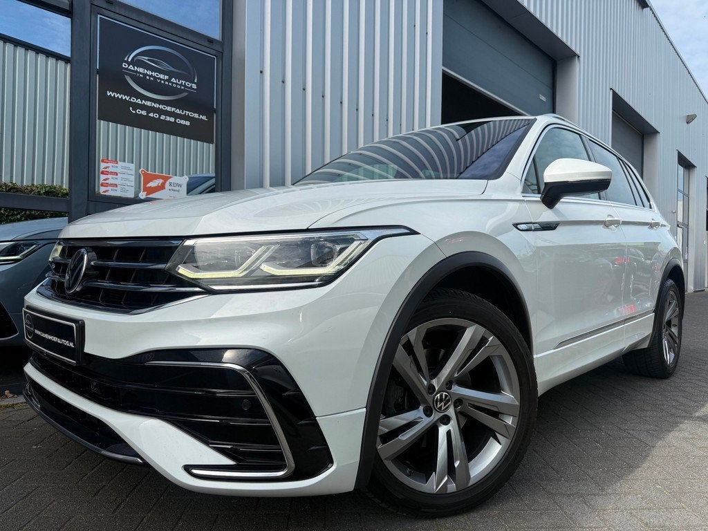 Volkswagen TIGUAN 1.5 TSI R-Line panoramadak parelmoer wit, Auto's, 1441 kg, 15 km/l, Euro 6, 4 cilinders