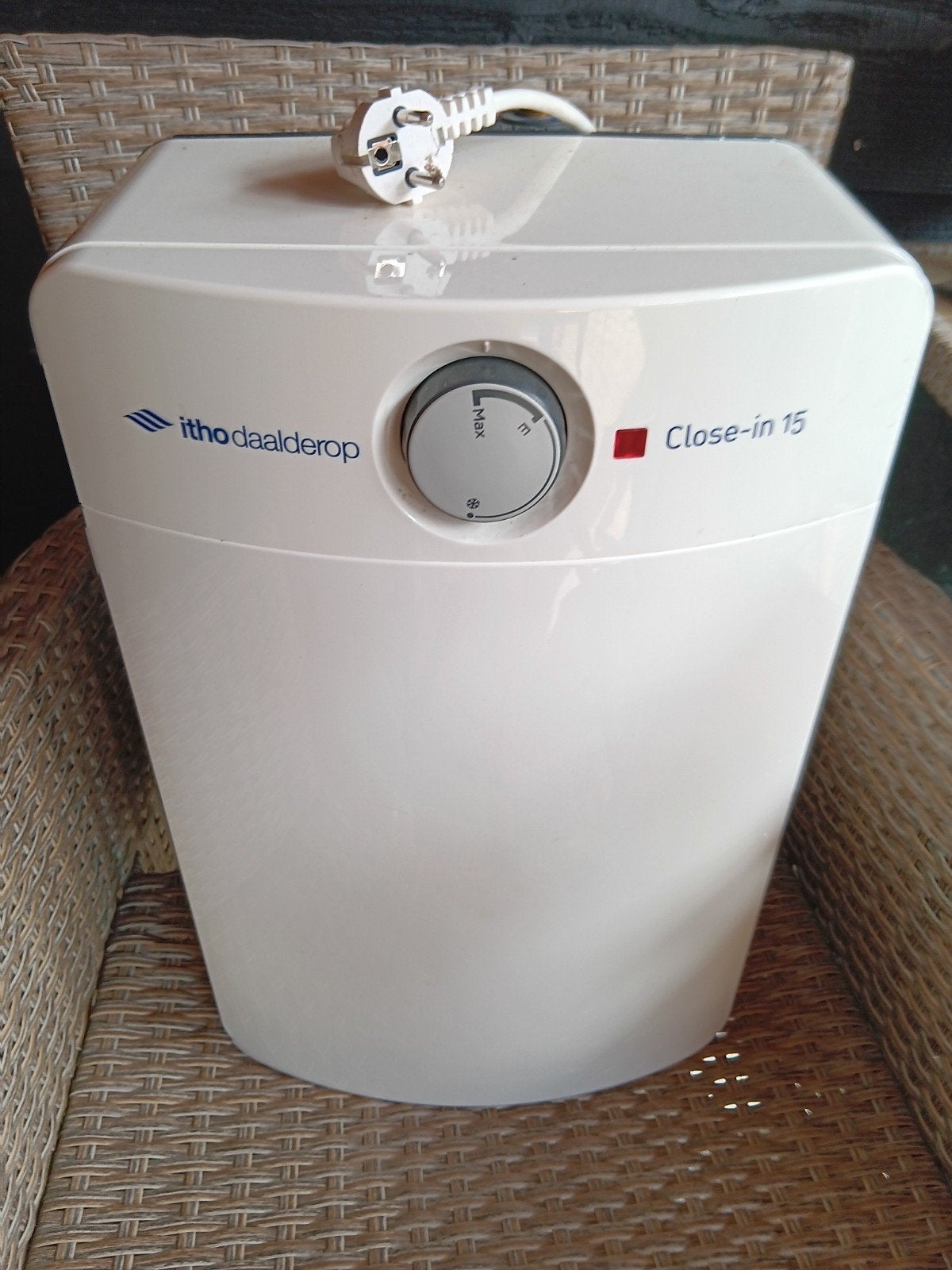 Itho Daalderop Close-in 15 Liter/ 80€ Vaste Prijs, Doe-het-zelf en Verbouw, Geisers en Boilers, Ophalen, Gebruikt, Boiler, Minder dan 20 liter