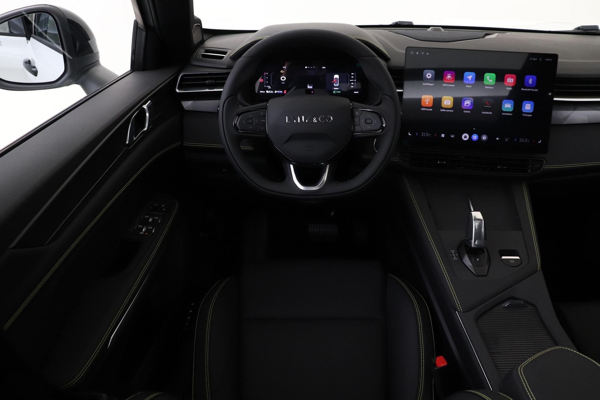 Lynk & Co 01 1.5 PHEV MORE -PANO.DAK|HARMANINFINITY|ELEK.STO, 12 maanden, 1800 kg, Euro 6, 4 cilinders