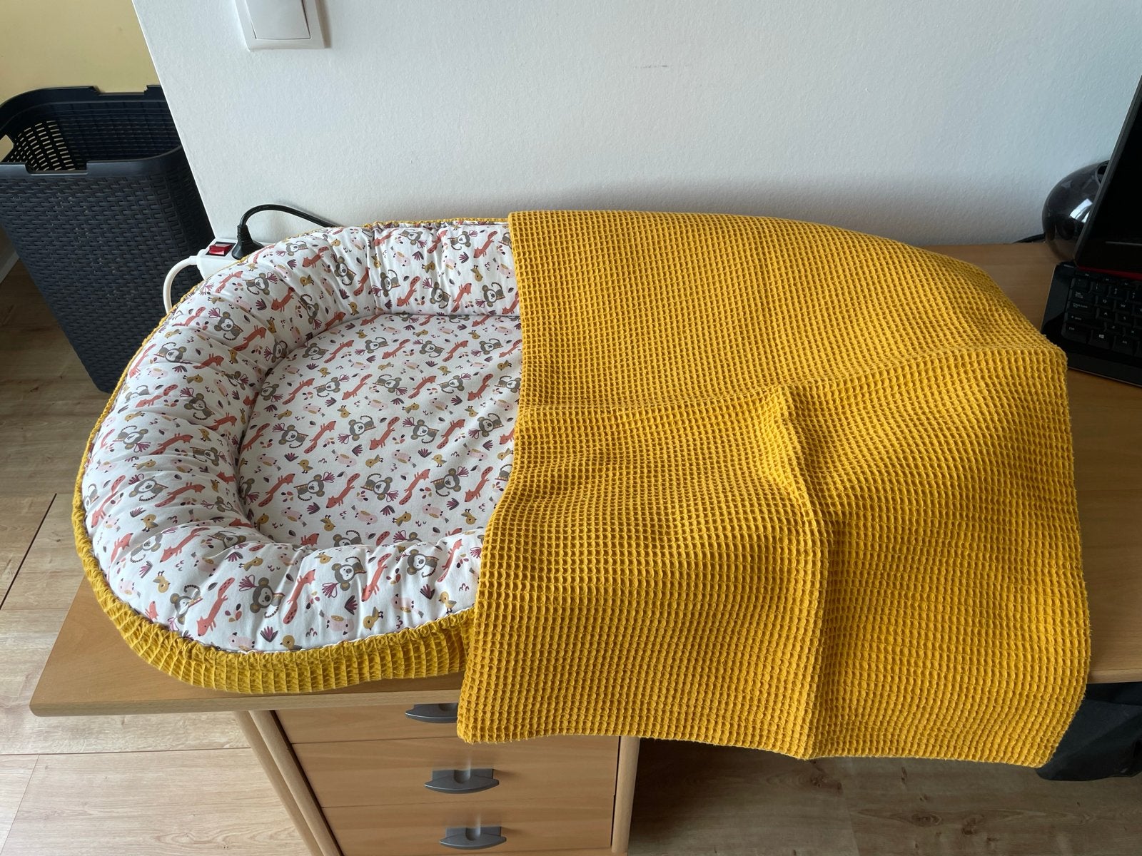Babynestje met wafelstof en dierenprint, Ophalen, Geel, Overige typen, Katoen