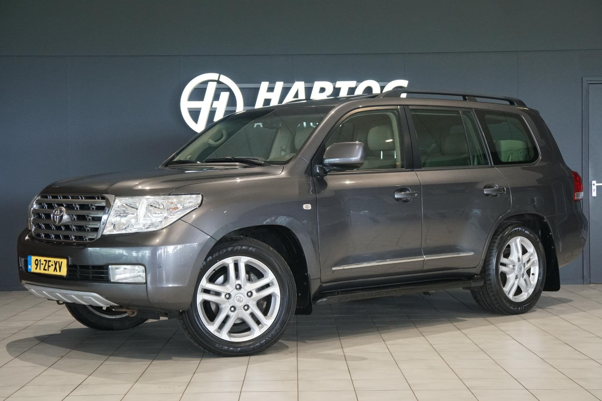 Toyota Land Cruiser V8 4.5 D-4D Executive 7p. + SCHUIFDAK /, Auto's, Toyota, Gebruikt, 8 cilinders, 7 stoelen, Bedrijf