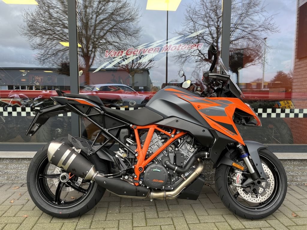 KTM 1290 SUPERDUKE GT 2025, Bedrijf, Sport