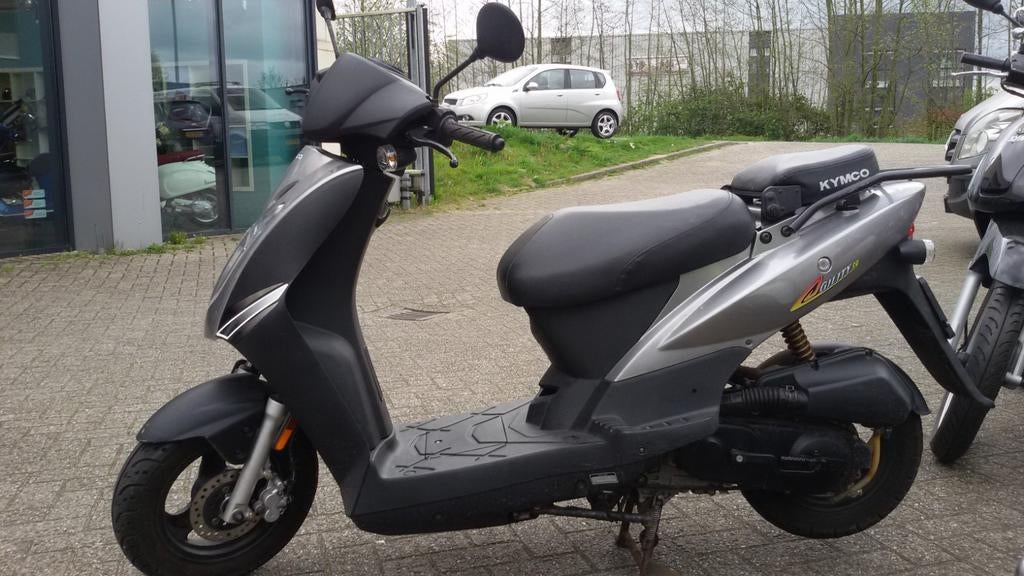Kymco Agility 50 snor Scooter (opknapper), Fietsen en Brommers, Scooters | Kymco, Ophalen, Gebruikt, 4 cc, Maximaal 25 km/u