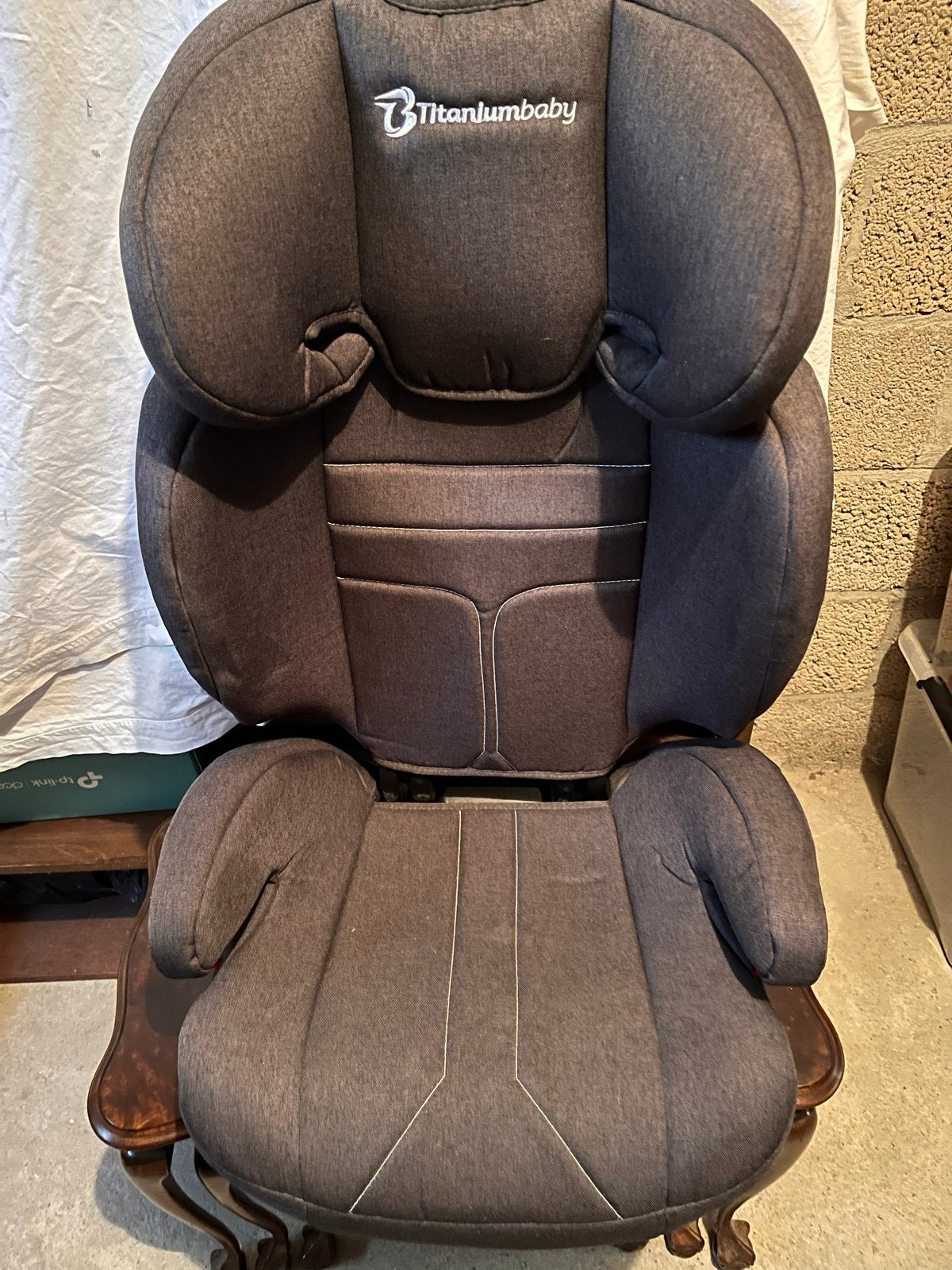 Titaniumbaby Autostoel - Gebruikt, 15 t/m 36 kg, Zijbescherming, Ophalen, Overige merken