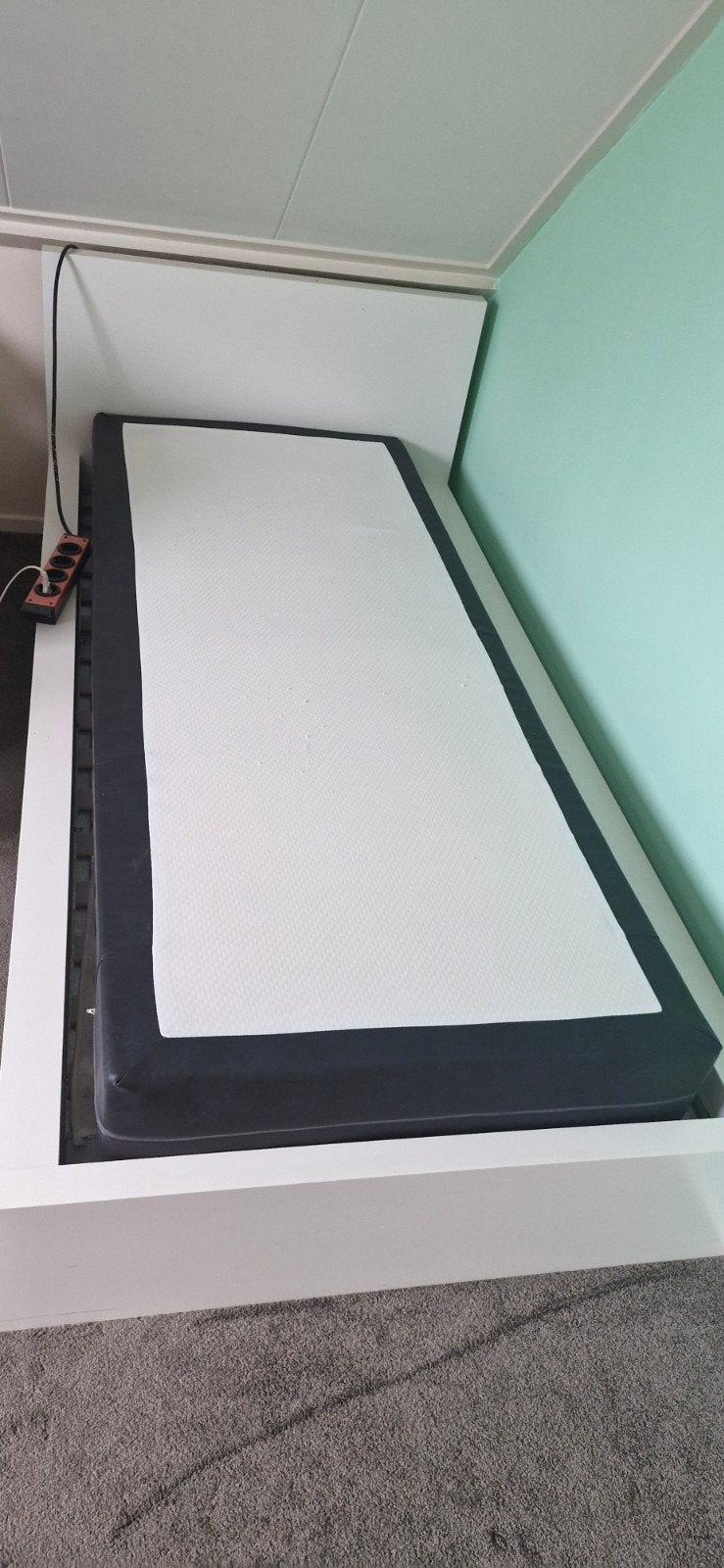 Kinderbed, Ophalen, 70 tot 85 cm, Zo goed als nieuw, Lattenbodem