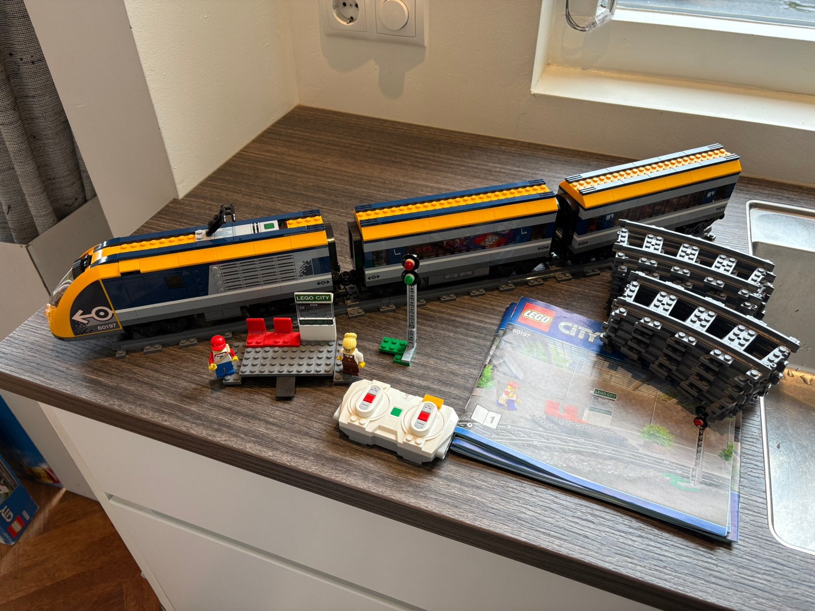 Lego 60197 passagierstrein, Ophalen, Zo goed als nieuw