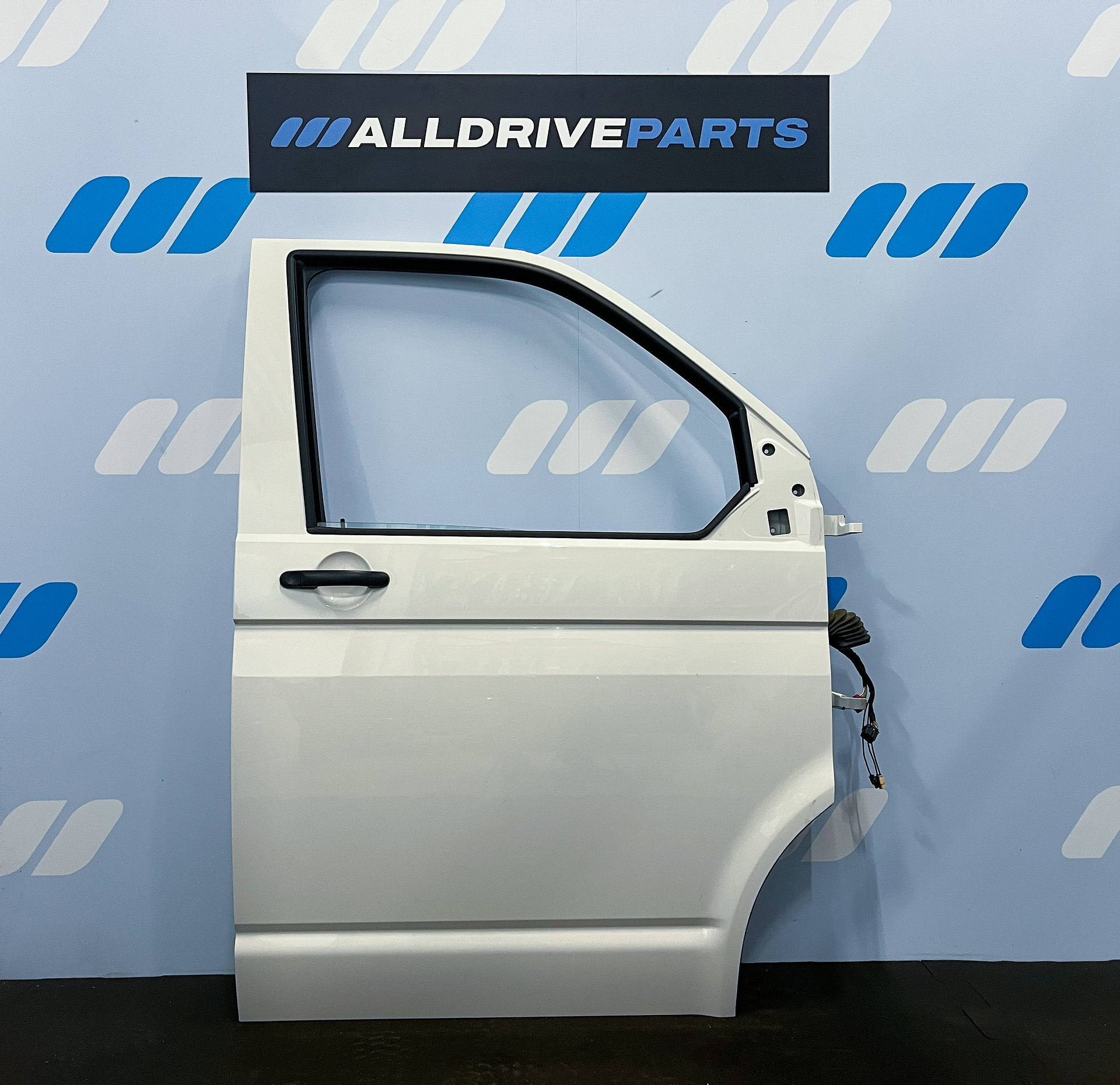 Voorportier rechts voor Volkswagen T6 LB9A Wit 7LA831056, Gebruikt, -, Deur, -