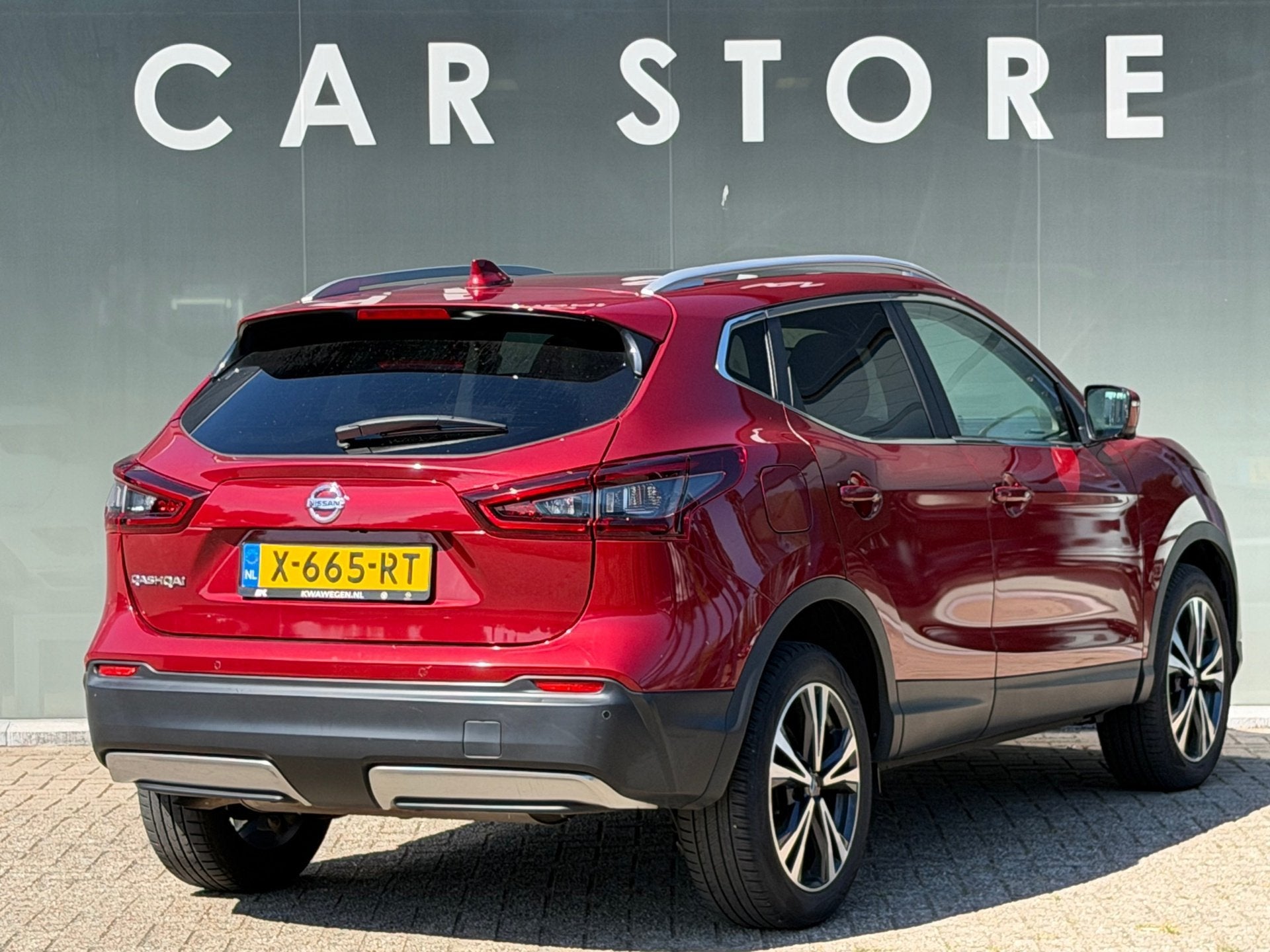 Nissan Qashqai 1.3 DIG-T Design Edition PANO-DAK NAVI, Parkeersensor, Stof, Gebruikt, Bedrijf