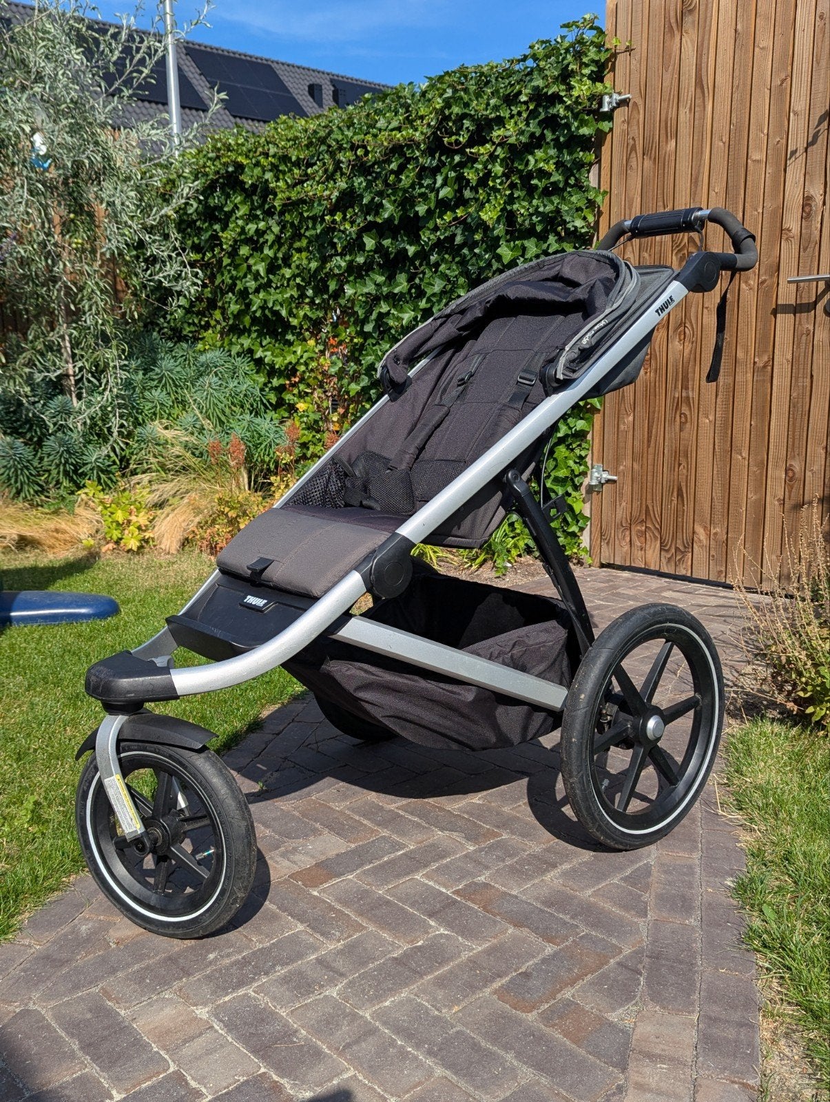 Thule urban glide 2 kinderwagen en accessoires, Kinderen en Baby's, Buggy's, Ophalen, Gebruikt, Overige merken, Verstelbare rugleuning