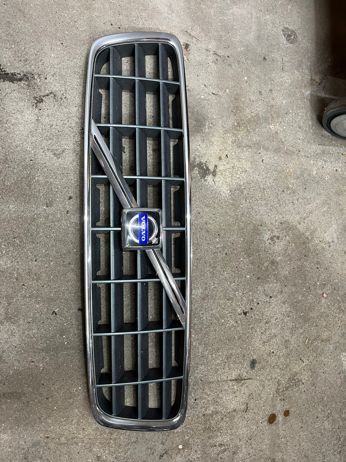 Volvo xc70 grill 2000-2008, Ophalen of Verzenden, Gebruikt, Volvo
