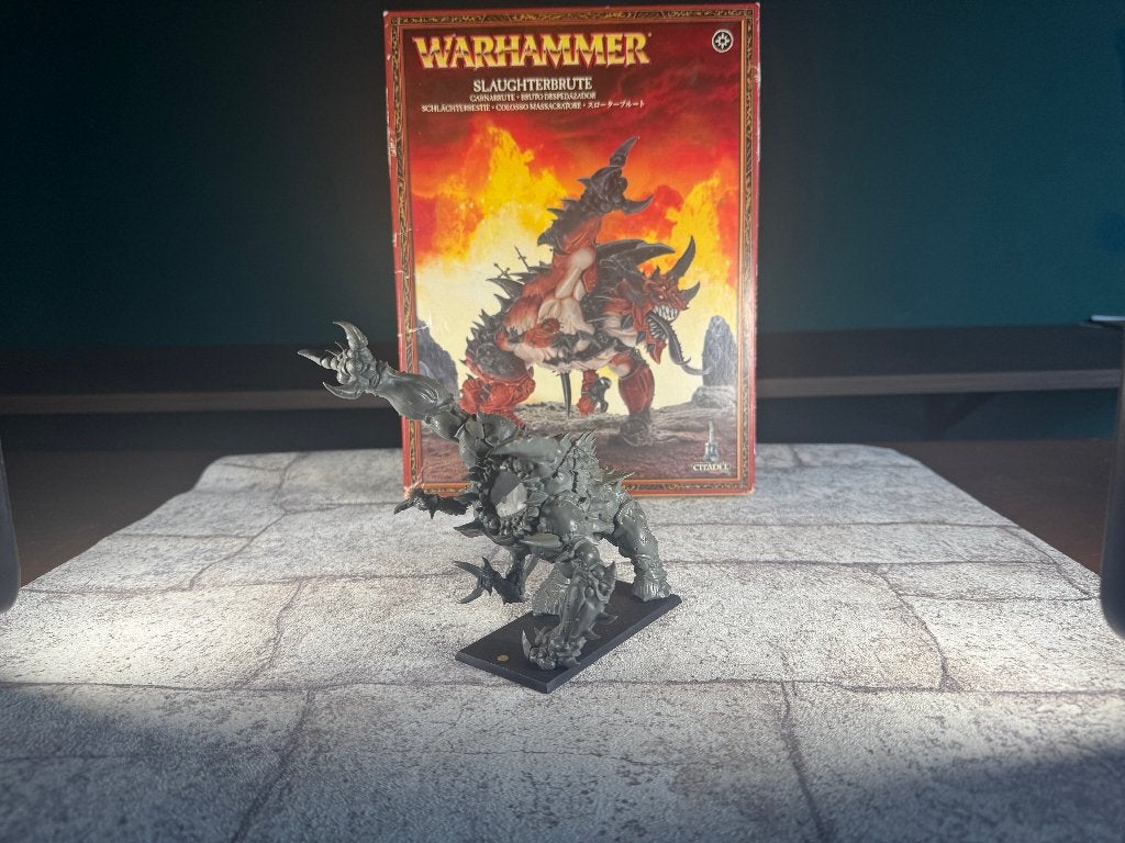 1x Warriors of Chaos Slaughterbrute incl. doos en sprue, Hobby en Vrije tijd, Wargaming, Ophalen of Verzenden, Gebruikt, Warhammer