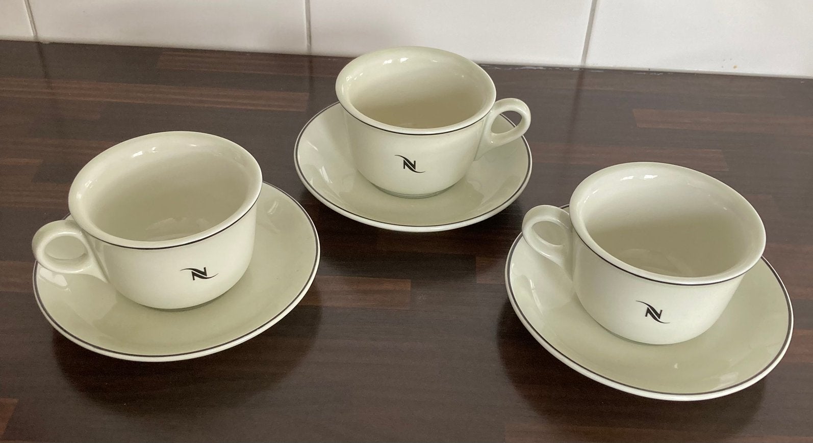3 mooie vintage Nespresso Cappuccino koppen., Ophalen of Verzenden, Zo goed als nieuw, Overige stijlen, Kop(pen) en/of Schotel(s)