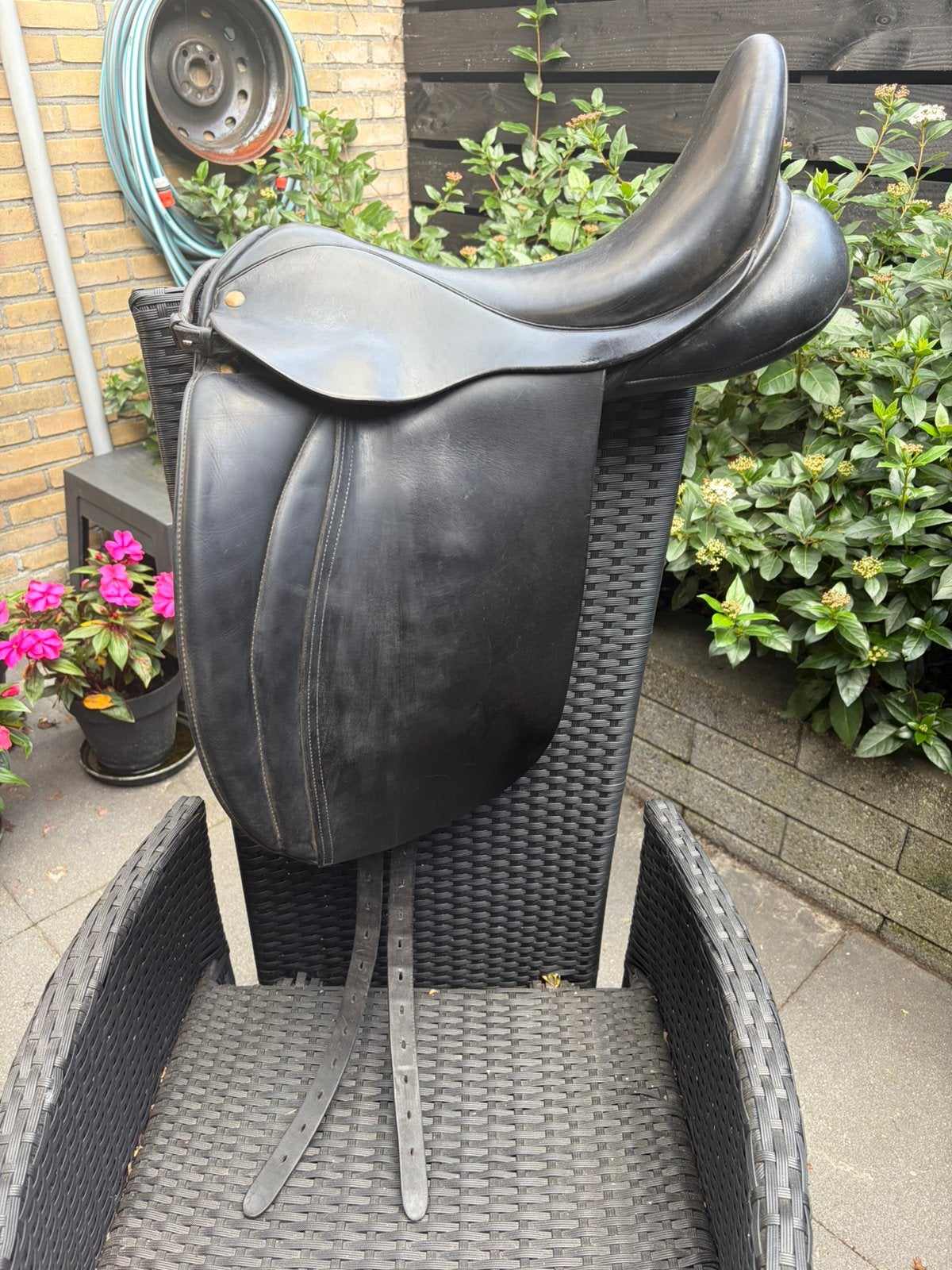 Dressuur zadel 18 inch, Ophalen, Gebruikt, Extra wijd, Dressuur