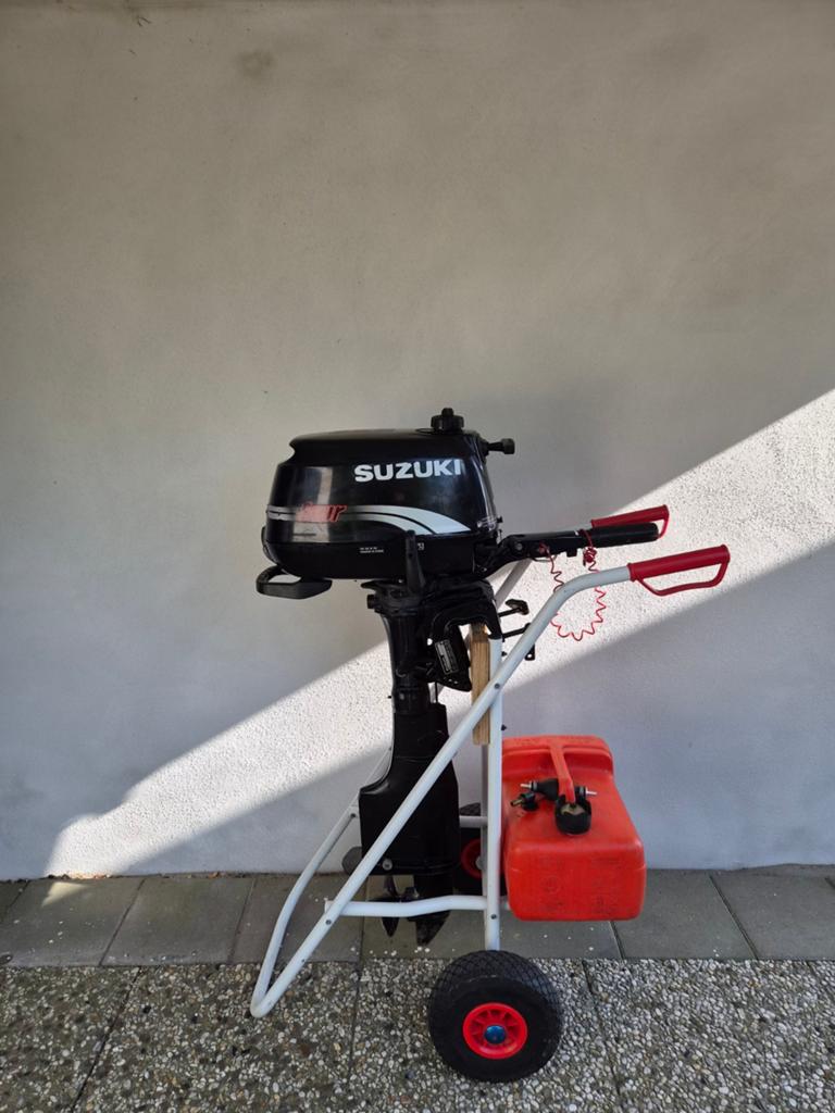 5pk suzuki loopt maar kan wel een beurtje gebruiken zonder k, Watersport en Boten, Ophalen of Verzenden, Benzine, 5 tot 10 pk