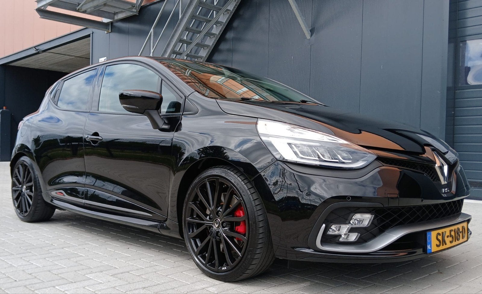 Renault Clio 1.6 RS Trophy 162KW 5-DRS AUT 2018 Zwart, Dealer onderhouden, 1618 cc, Zwart, 4 cilinders
