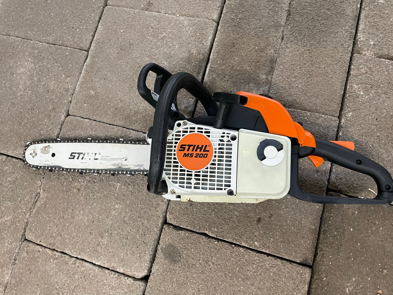 Stihl Kettingzaag MS 200 - Nette en Zeer Goede Staat, Doe-het-zelf en Verbouw, Ophalen of Verzenden, Zo goed als nieuw, Kettingzaag