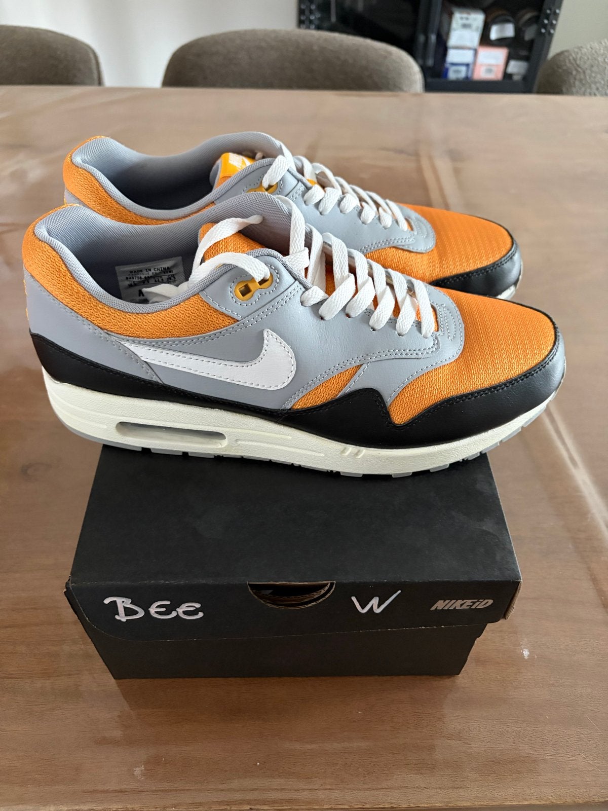 Nike Air Max 1 ID (2017) - Maat 44,5 - Goede Conditie, Ophalen of Verzenden, Zo goed als nieuw, Overige kleuren, Sneakers of Gympen