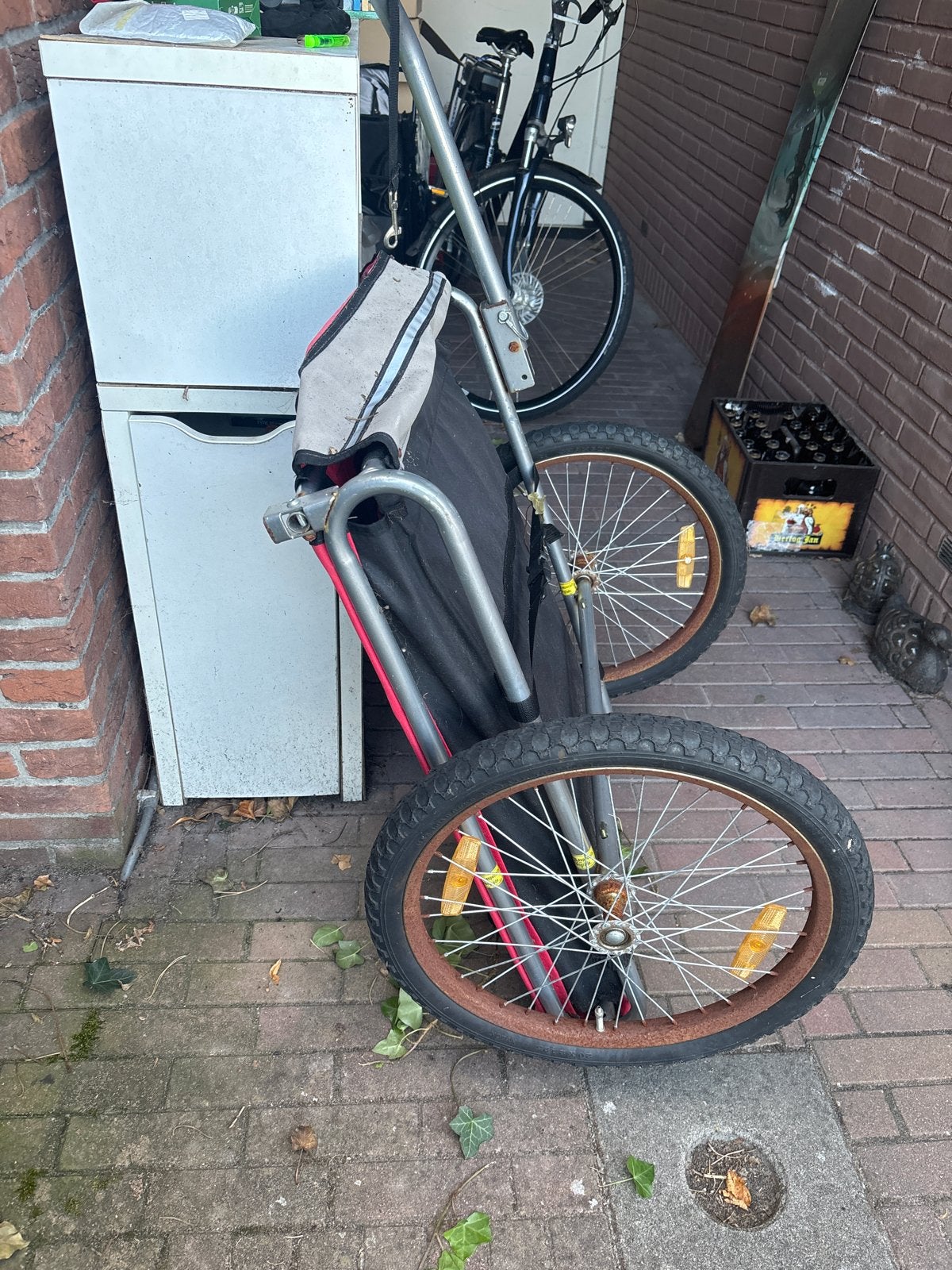 Gebruikte fietskar voor bv honden, Fietsen en Brommers, Fietsaccessoires | Aanhangers en Karren, Ophalen, Gebruikt, Hondenkar