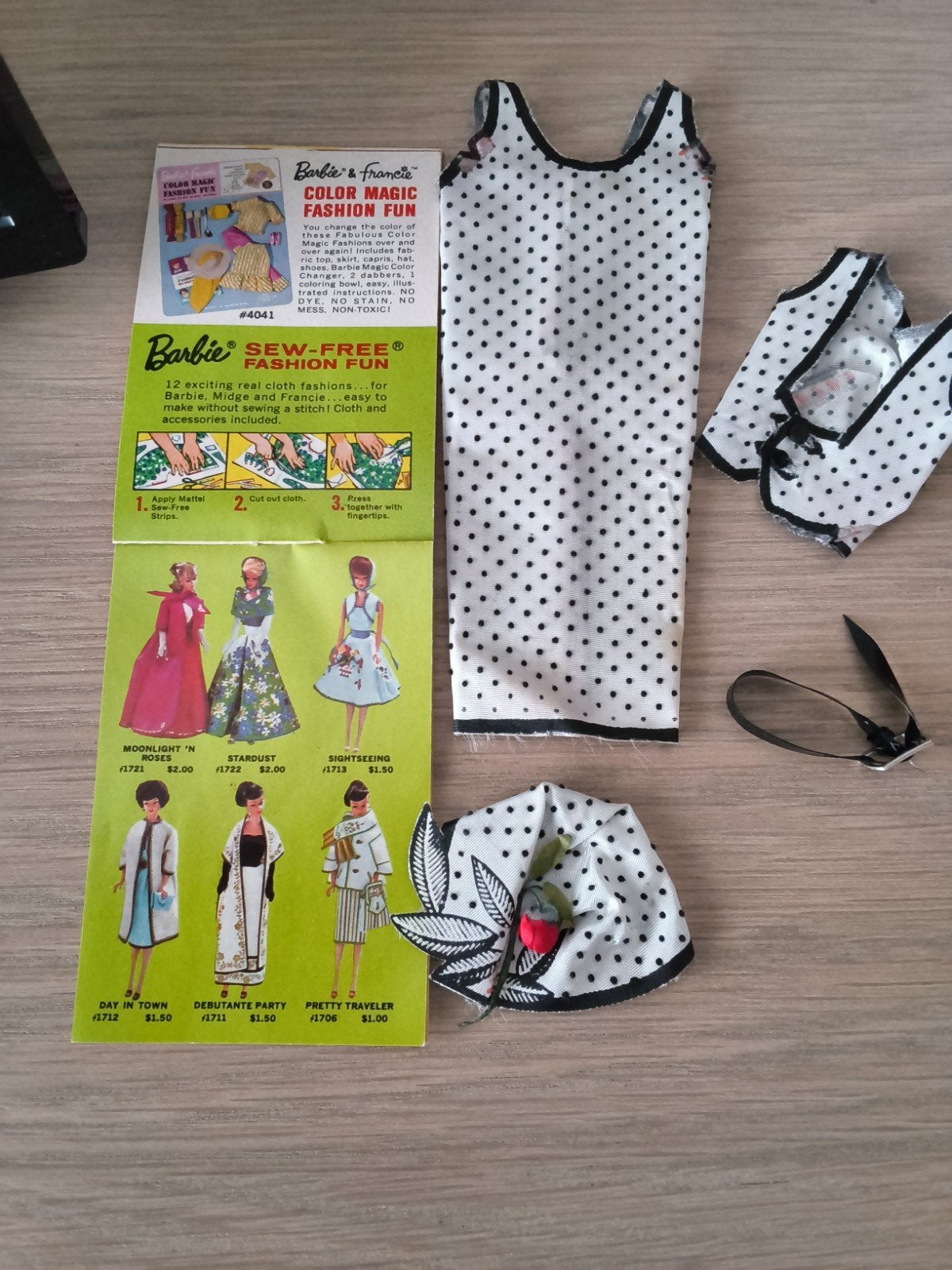 Barbie Vintage Day 'n Night #1723, Verzamelen, Poppen, Ophalen of Verzenden, Kleertjes