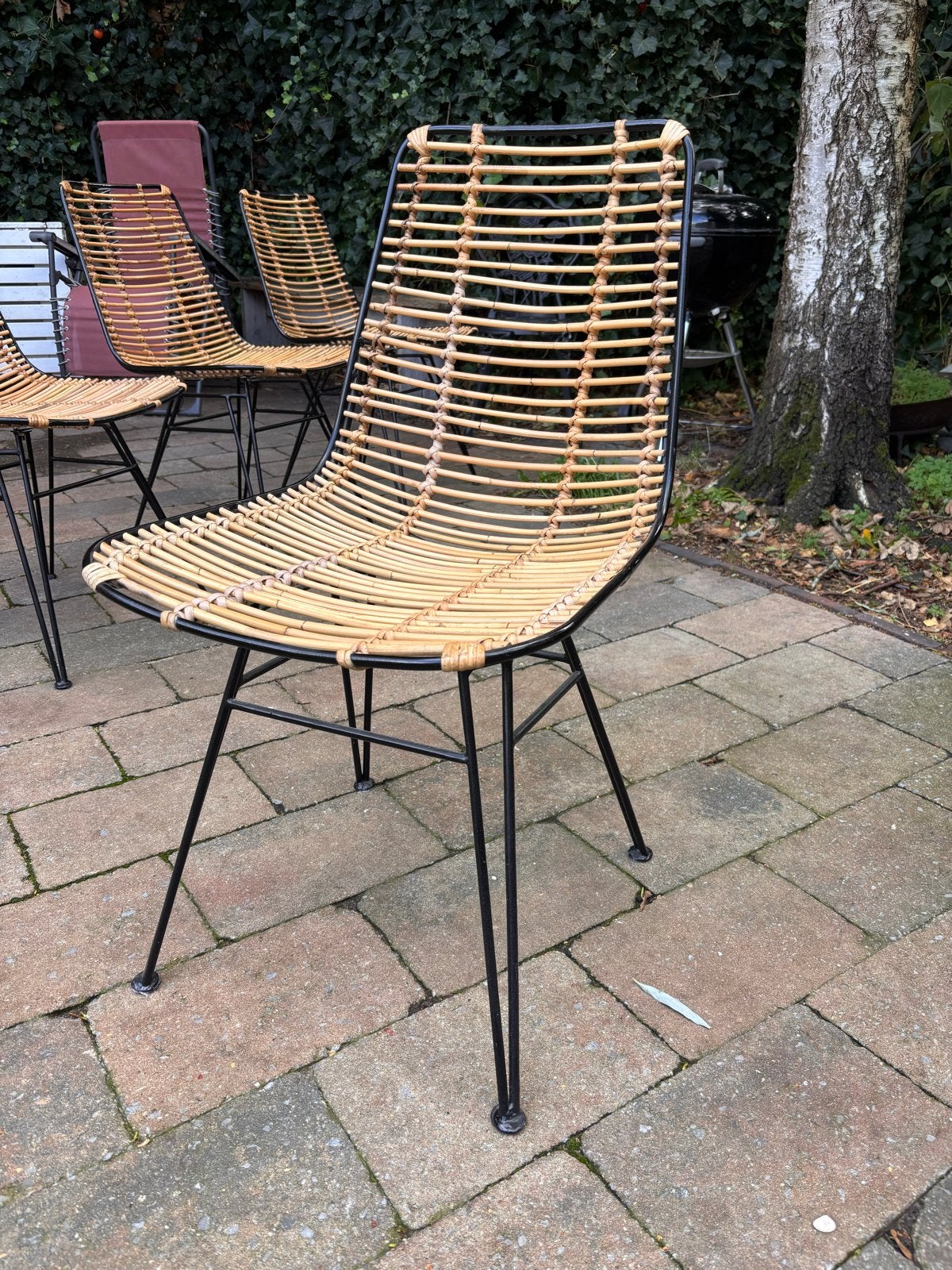 4 rotan stoelen (Kave home - Tishana)  met metalen frame, Ophalen, Zwart, Riet of Rotan, Zo goed als nieuw