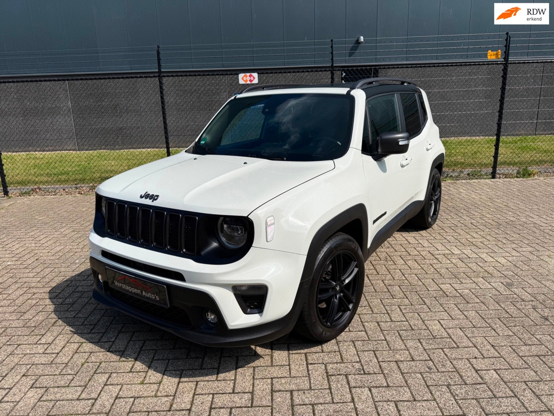 Jeep Renegade 1.3T ANNIVERSARY *AUTOMAAT-LEDER-NAVI-LED*, Auto's, 15 km/l, Gebruikt, 4 cilinders, 150 pk