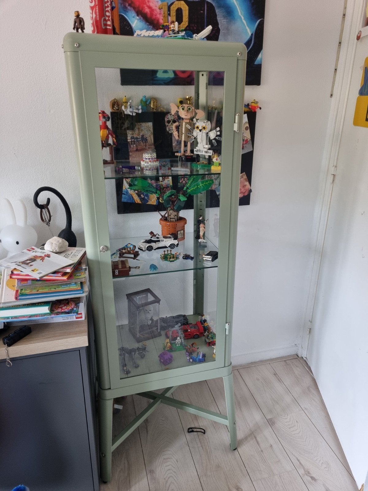 Vitrinekast ikea, Ophalen, 50 tot 100 cm, Zo goed als nieuw, 150 tot 200 cm