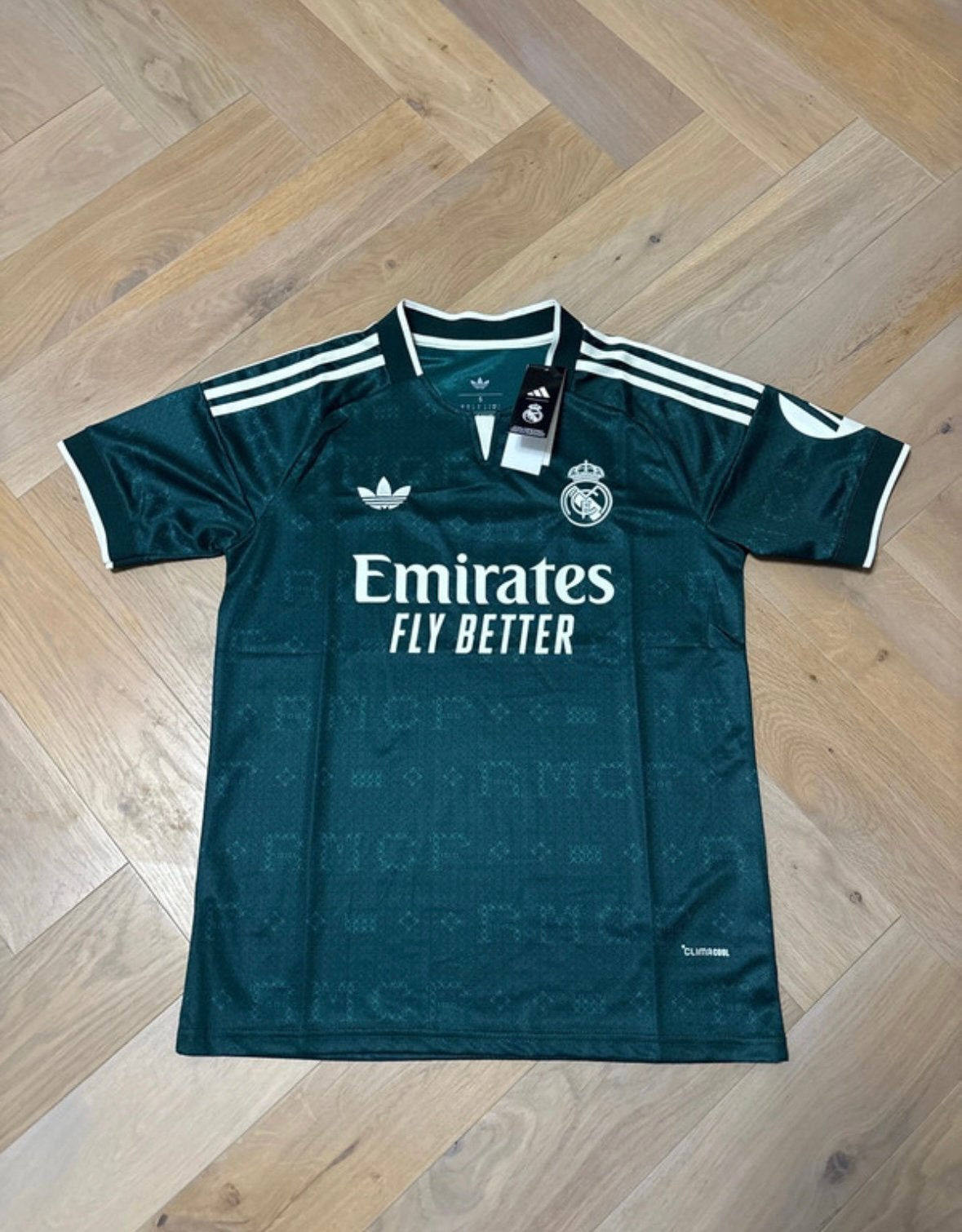 Real Madrid uitshirt 26/27, Maat S, Ophalen of Verzenden, Nieuw, Shirt