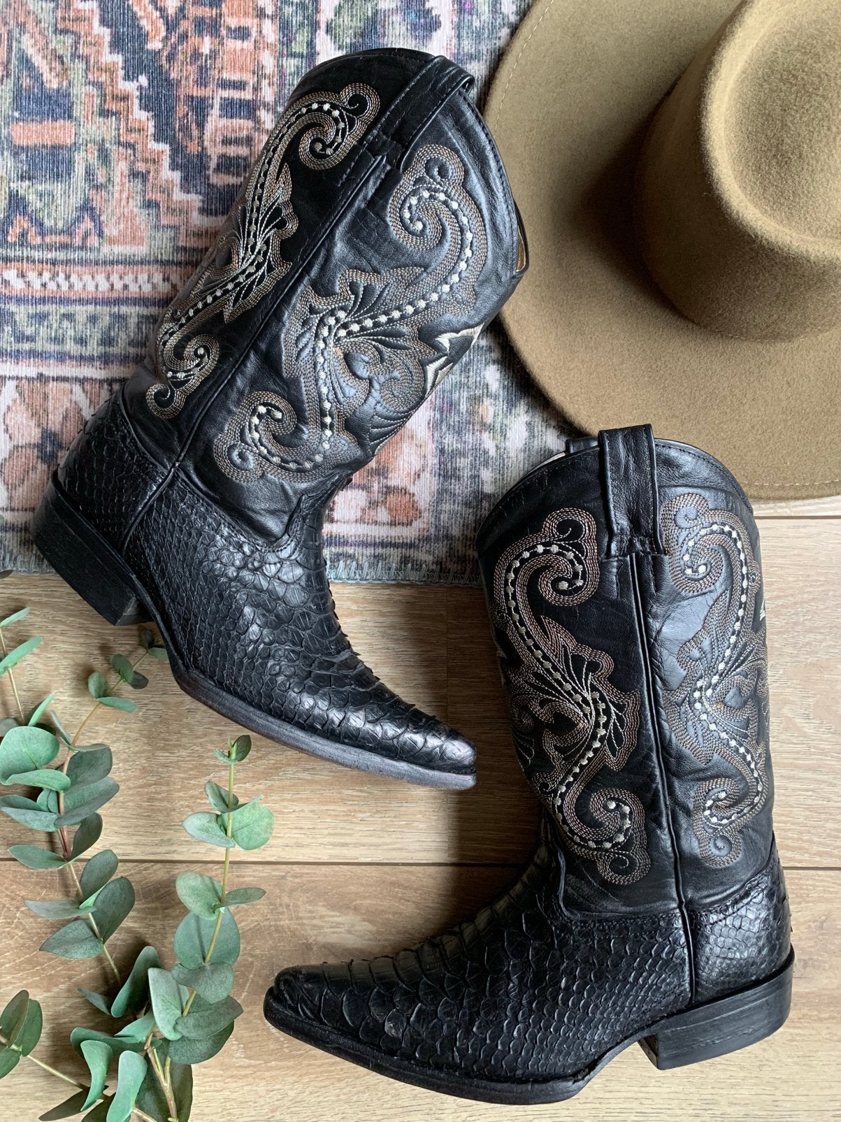 Mision de Santo Tomas cowboylaarzen 40 western boots, Kleding | Dames, Hoge laarzen, -, Zwart, -
