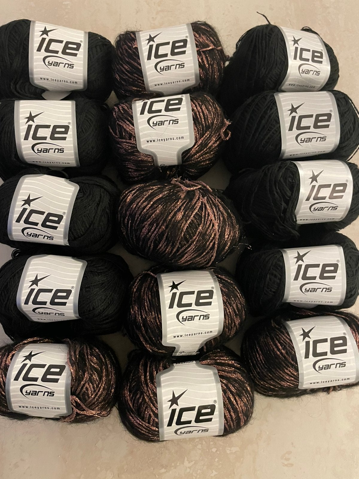 ice yarns 15 bollen, Hobby en Vrije tijd, Ophalen of Verzenden, Zo goed als nieuw, Breien of Haken, Wol of Garen