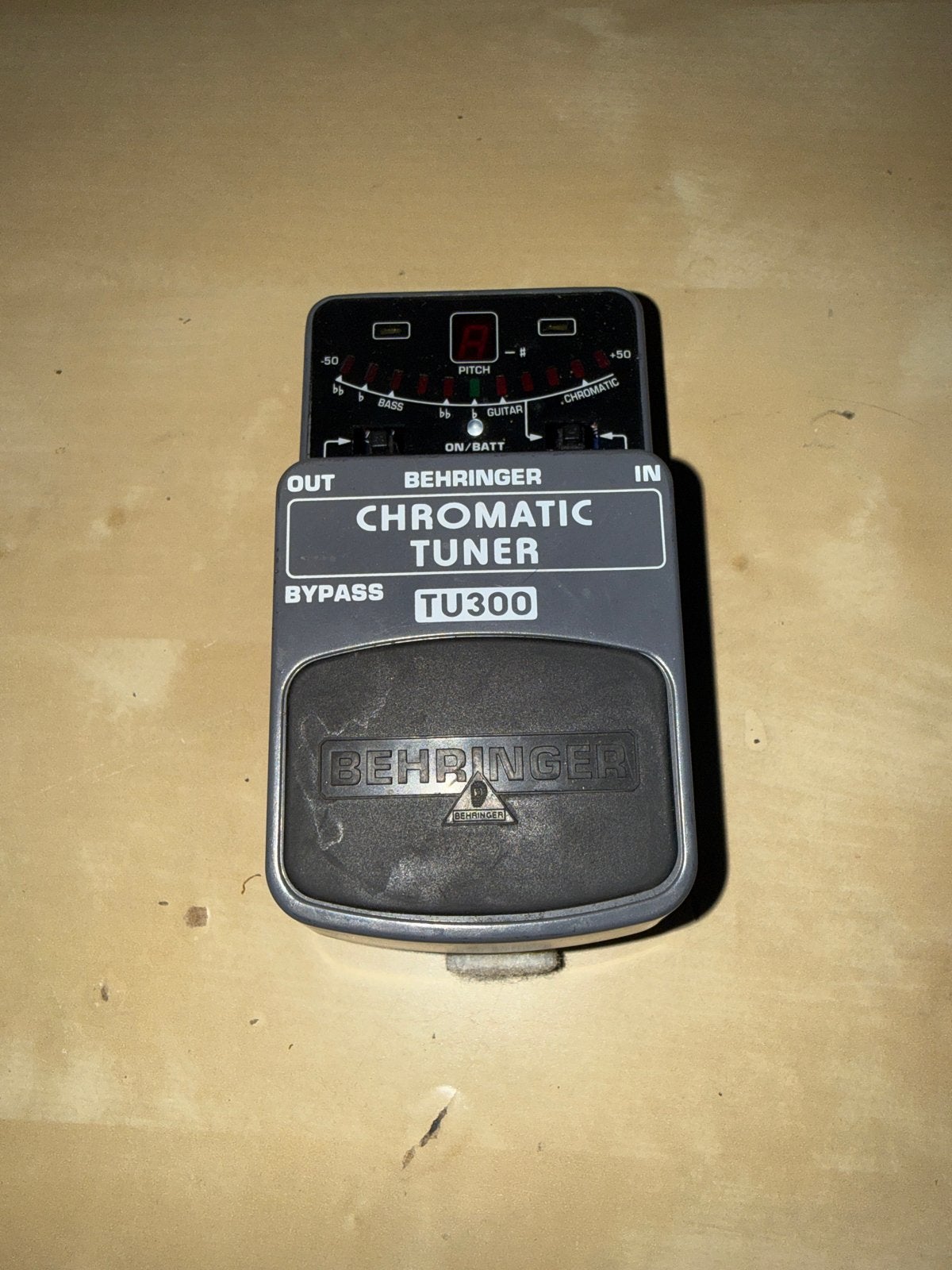 Behringer Chromatic Tuner TU300 - Gitaar Tuner Pedal, Ophalen, Gebruikt, Overige typen