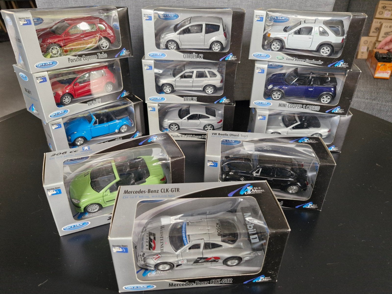 Welly Diecast Modelauto's - Diverse Modellen (Nieuw in Doos), Overige merken, Auto, Groter dan 1:32, Nieuw