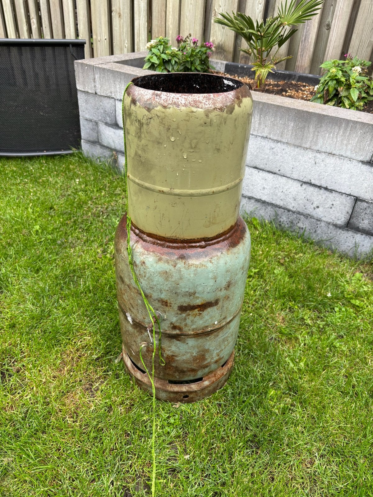 Carbidbus / ombouwde gasfles, Ophalen, Gebruikt