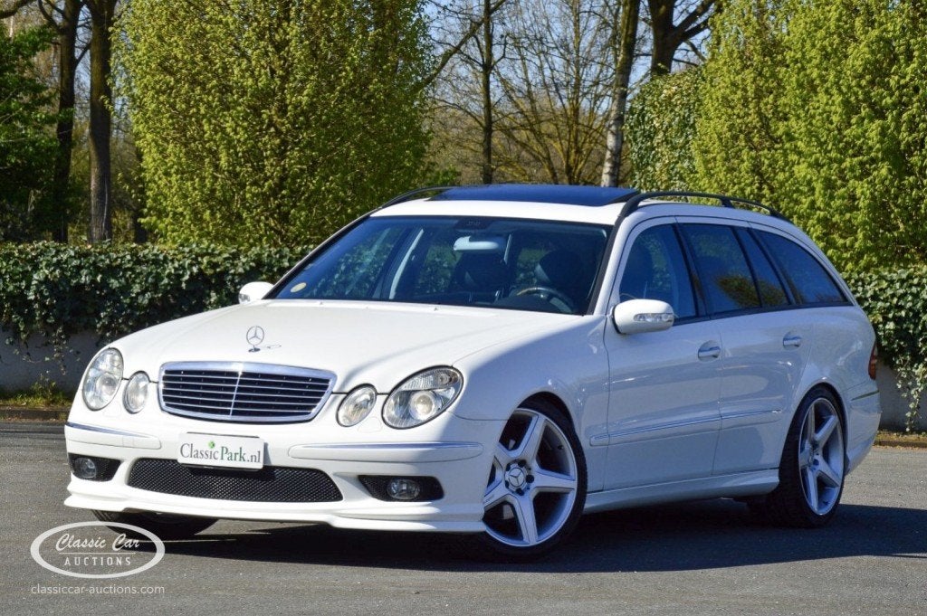 Mercedes-benz E-KLASSE Avantgarde Combi  - ONLINE AUCTION, Automaat, Gebruikt, 8 cilinders, Wit
