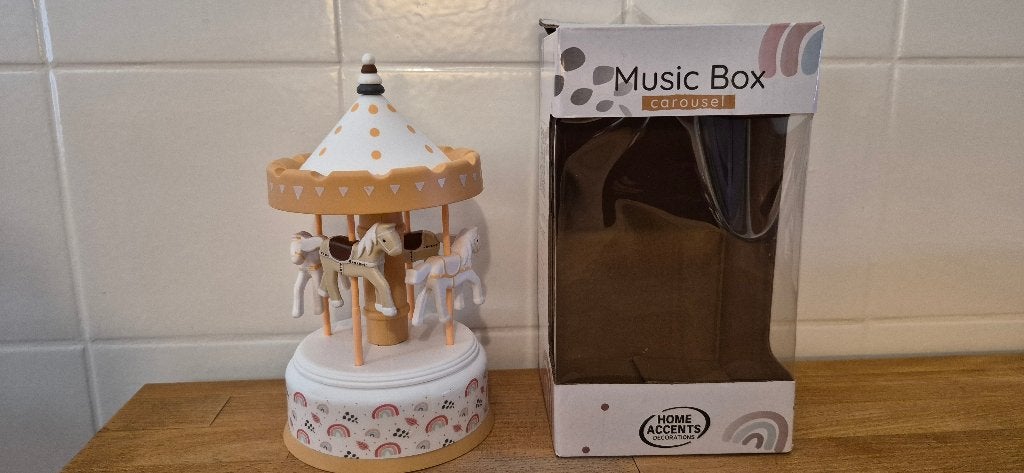 Mooie muziek doos carrousel !, Ophalen of Verzenden, Zo goed als nieuw