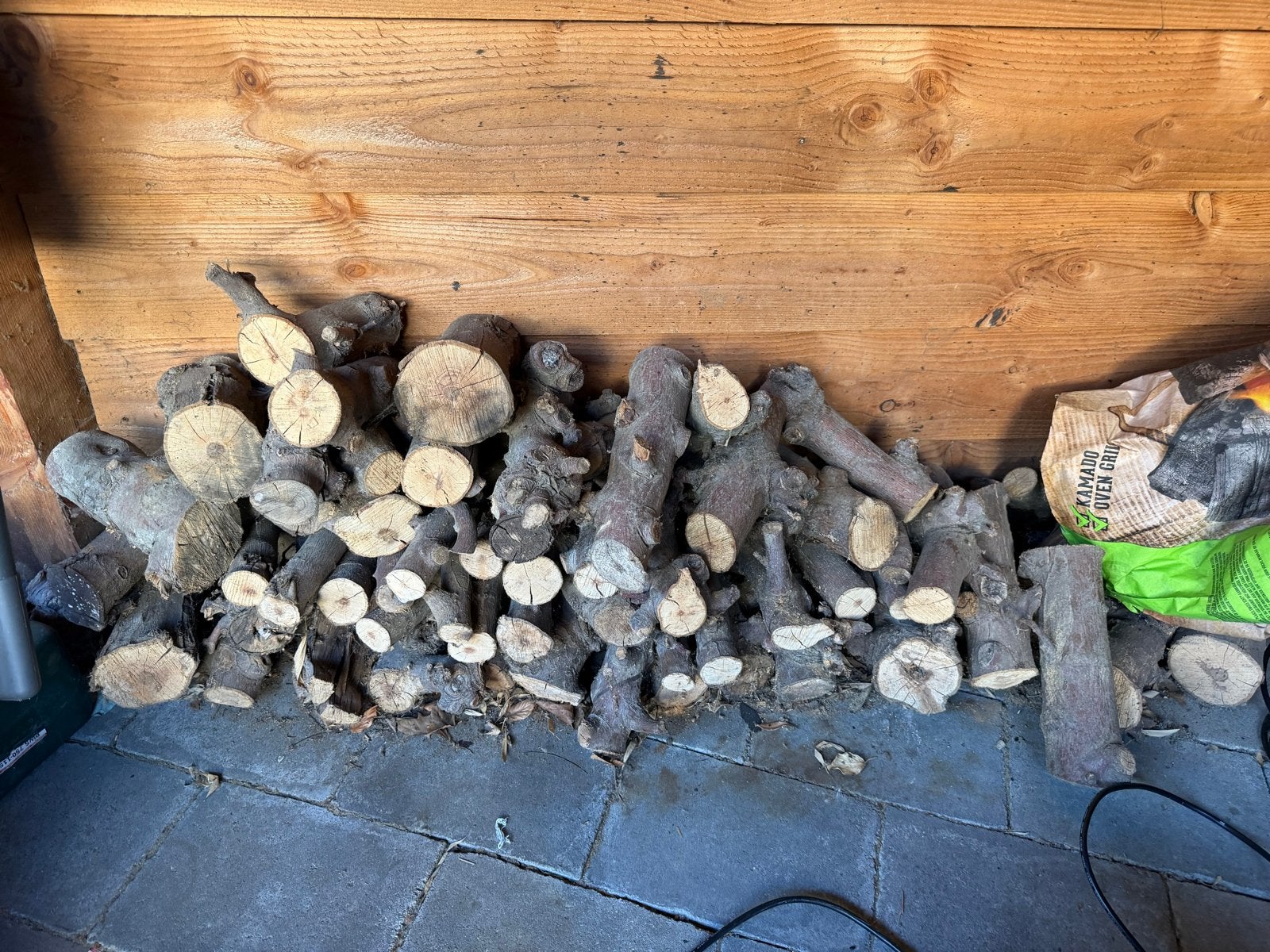 Appelhout rookblokken voor vlees en vis, Tuin en Terras, Minder dan 3 m³, Ophalen, Overige houtsoorten, Blokken