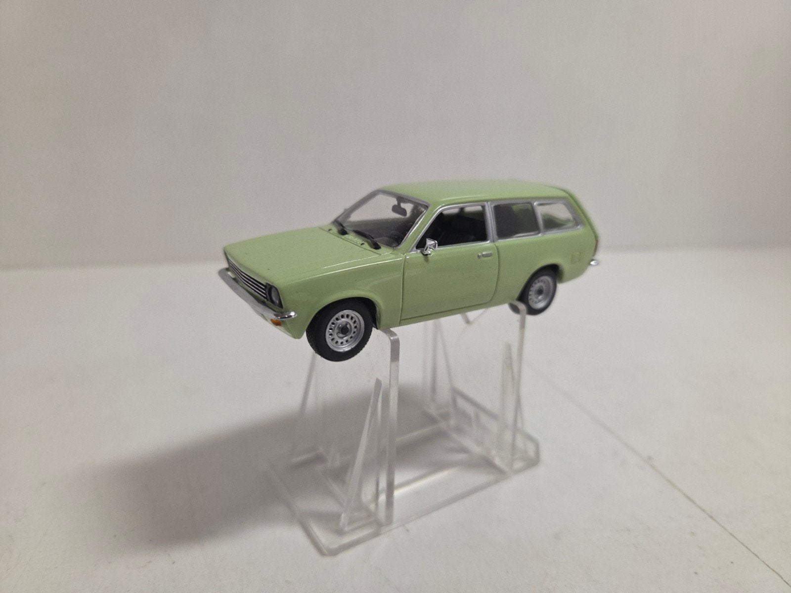 Minichamps Opel Kadett C station, Auto, ., Ophalen of Verzenden, Zo goed als nieuw
