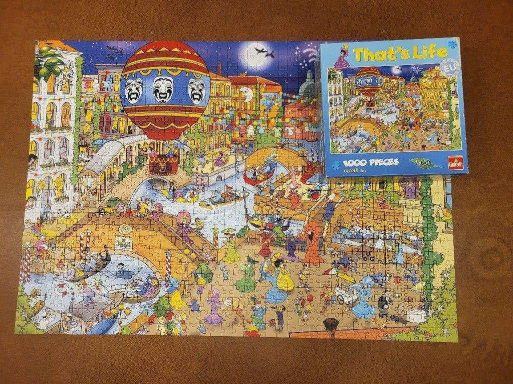 Stad in Marokko.     Puzzel.              That's life., Ophalen of Verzenden, 500 t/m 1500 stukjes, Zo goed als nieuw, Legpuzzel