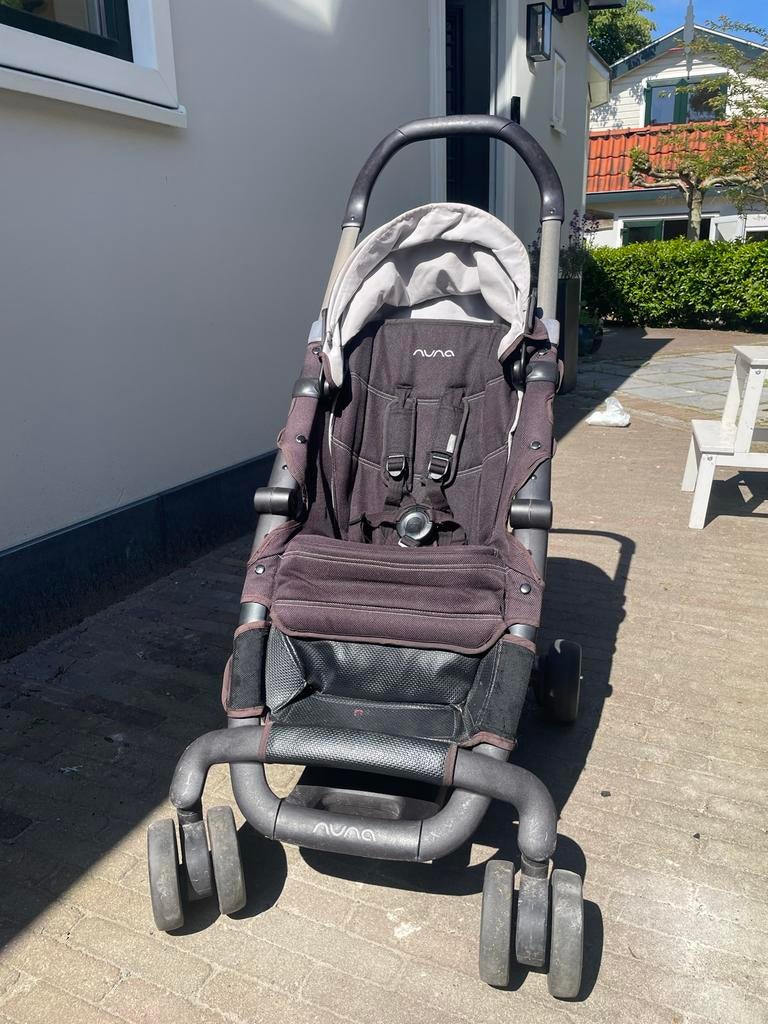 Nuna buggy - Compact en comfortabel, Ophalen, Gebruikt, Overige merken, Verstelbare rugleuning