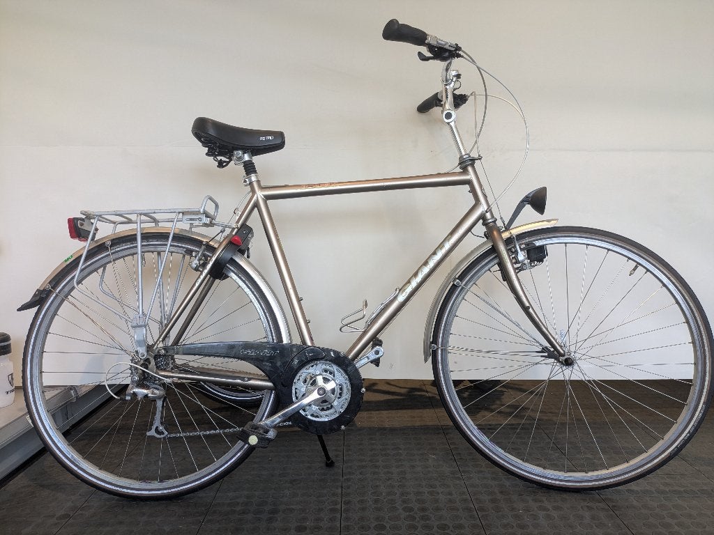 28 inch Giant Tourer met 21 versnellingen., Ophalen, 28 inch, Gebruikt, Velgrem